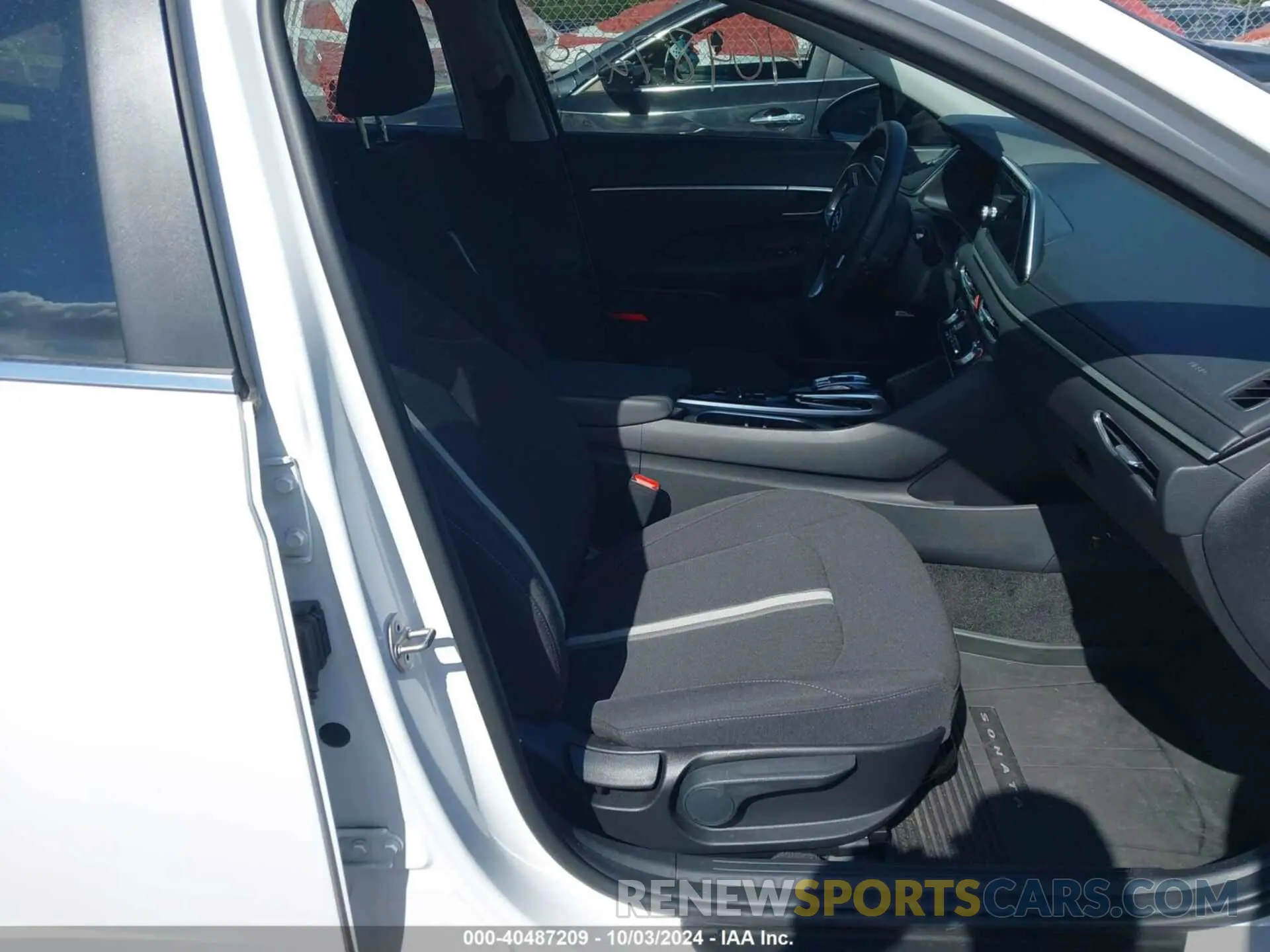5 Photograph of a damaged car KMHL14JA5PA282628 HYUNDAI SONATA 2023