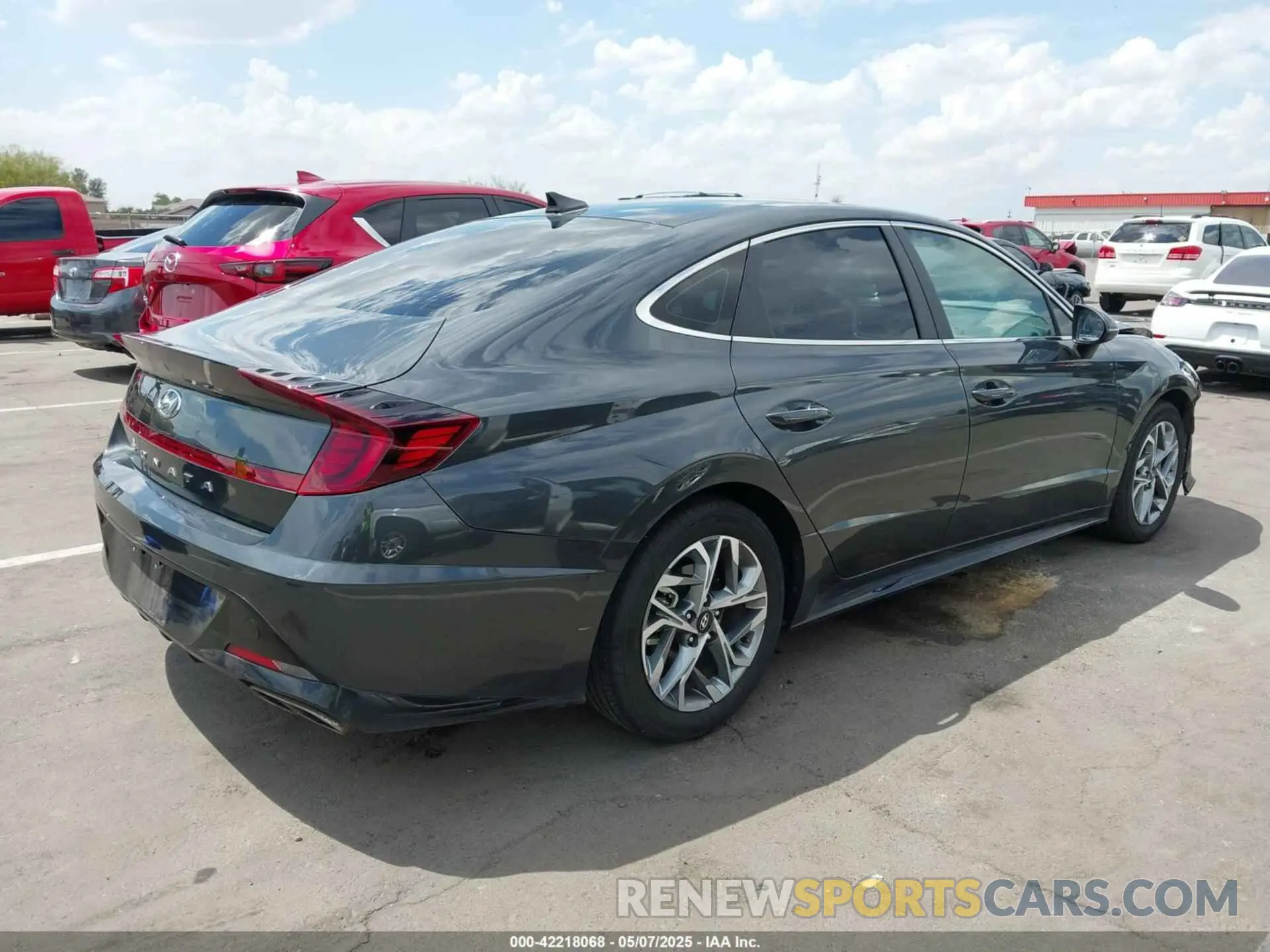 4 Photograph of a damaged car KMHL14JA5PA283357 HYUNDAI SONATA 2023