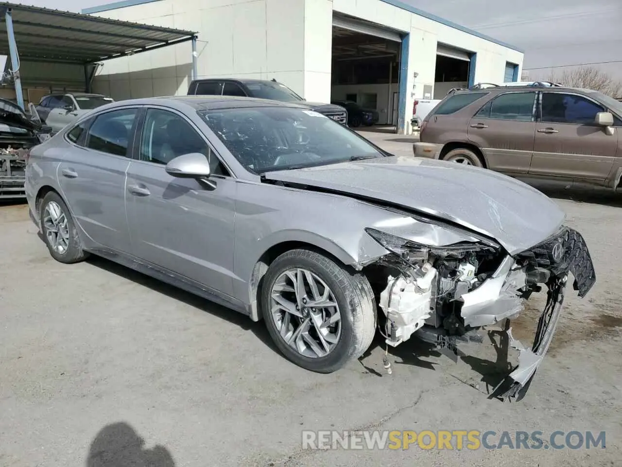 4 Photograph of a damaged car KMHL14JA9PA342765 HYUNDAI SONATA 2023