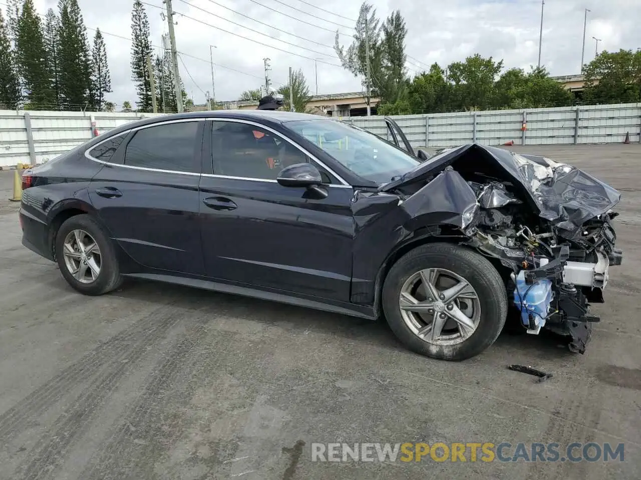 4 Photograph of a damaged car KMHL24JA9PA263531 HYUNDAI SONATA 2023