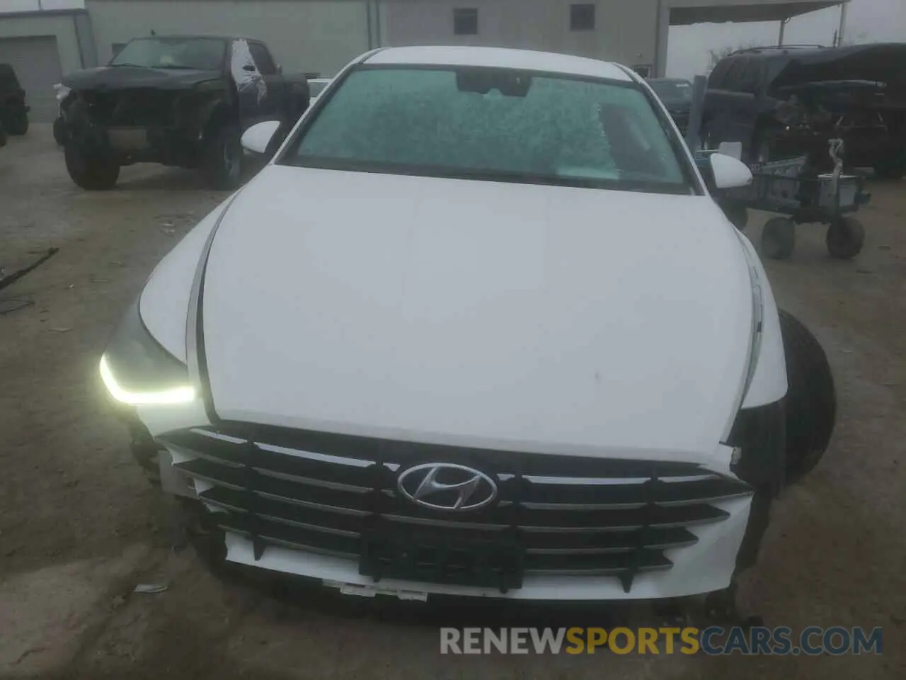 5 Photograph of a damaged car KMHL24JAXPA271041 HYUNDAI SONATA 2023