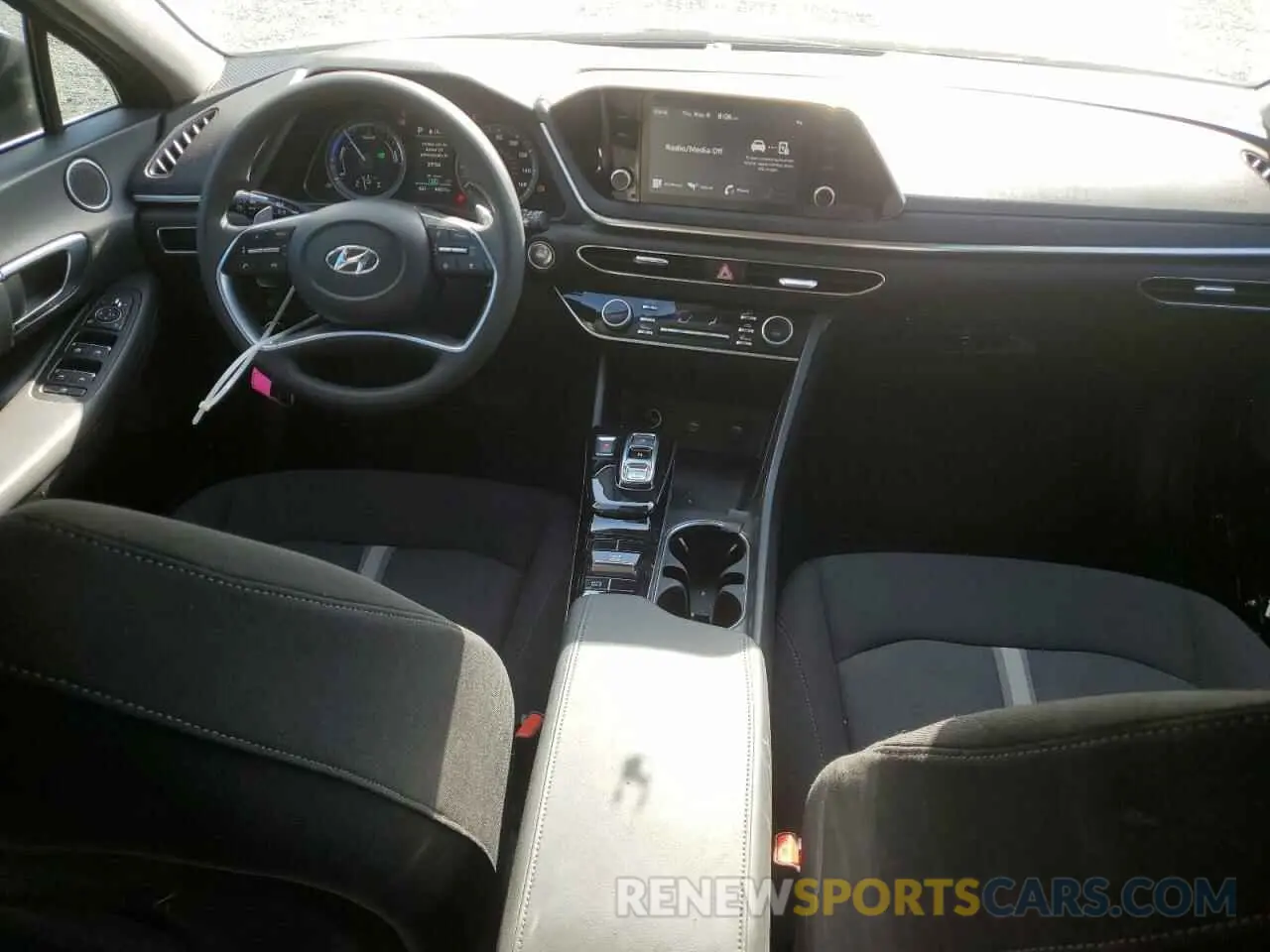 8 Фотография поврежденного автомобиля KMHL24JJXPA071812 HYUNDAI SONATA 2023