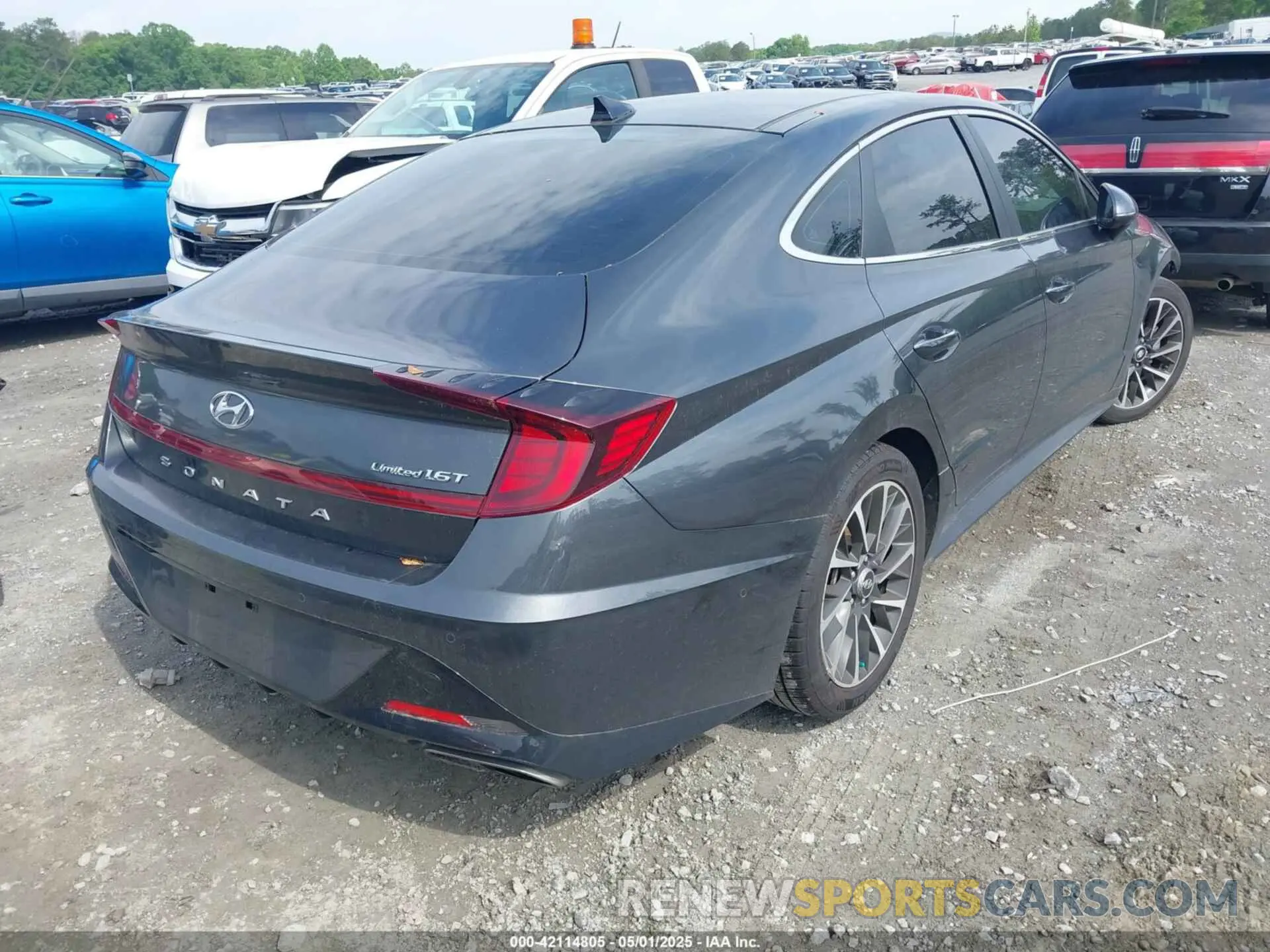 4 Photograph of a damaged car KMHL34J20PA331348 HYUNDAI SONATA 2023