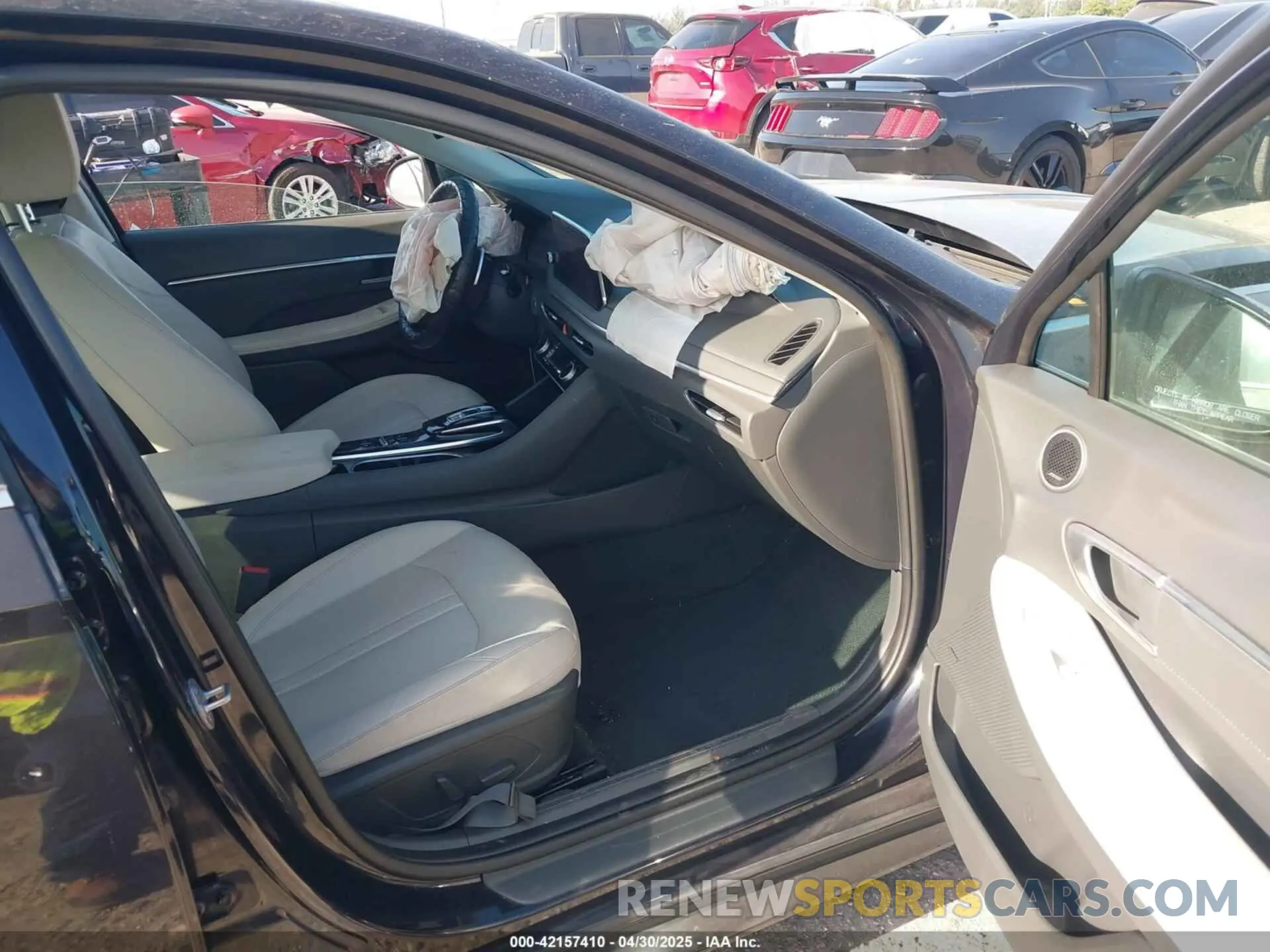 5 Photograph of a damaged car KMHL34J21PA285092 HYUNDAI SONATA 2023