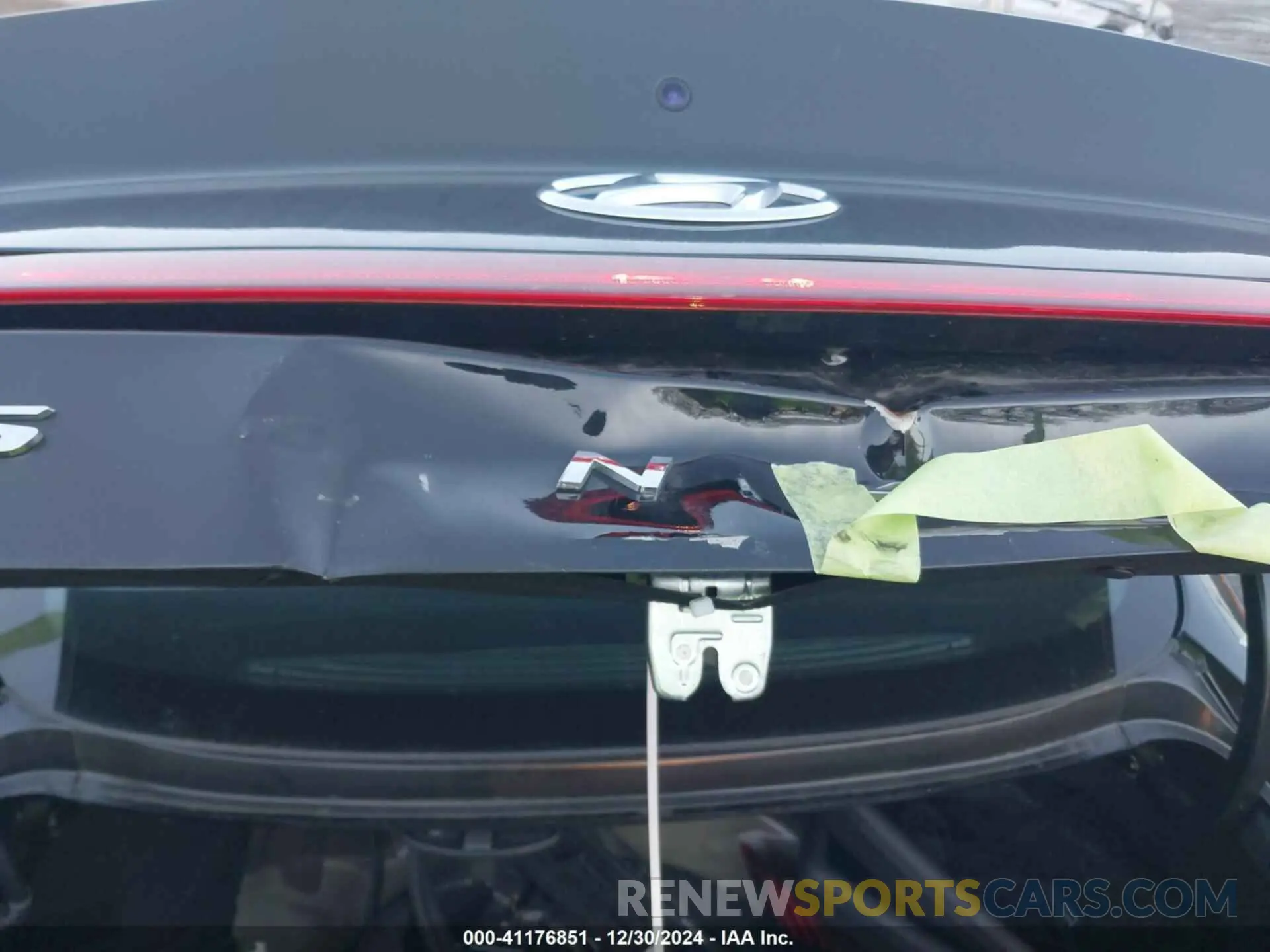 18 Photograph of a damaged car KMHL34J23PA343025 HYUNDAI SONATA 2023