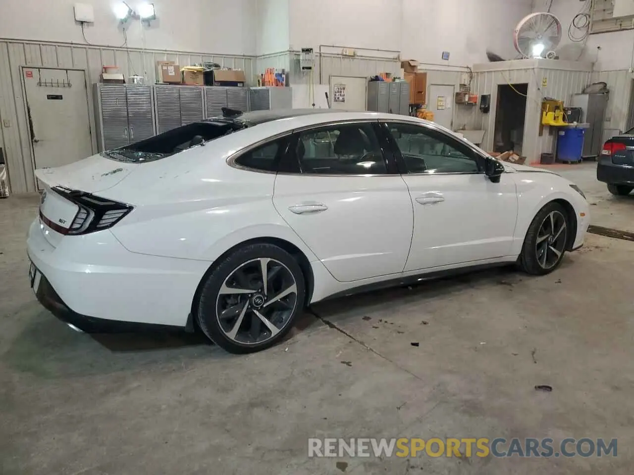 3 Photograph of a damaged car KMHL44J22PA290802 HYUNDAI SONATA 2023