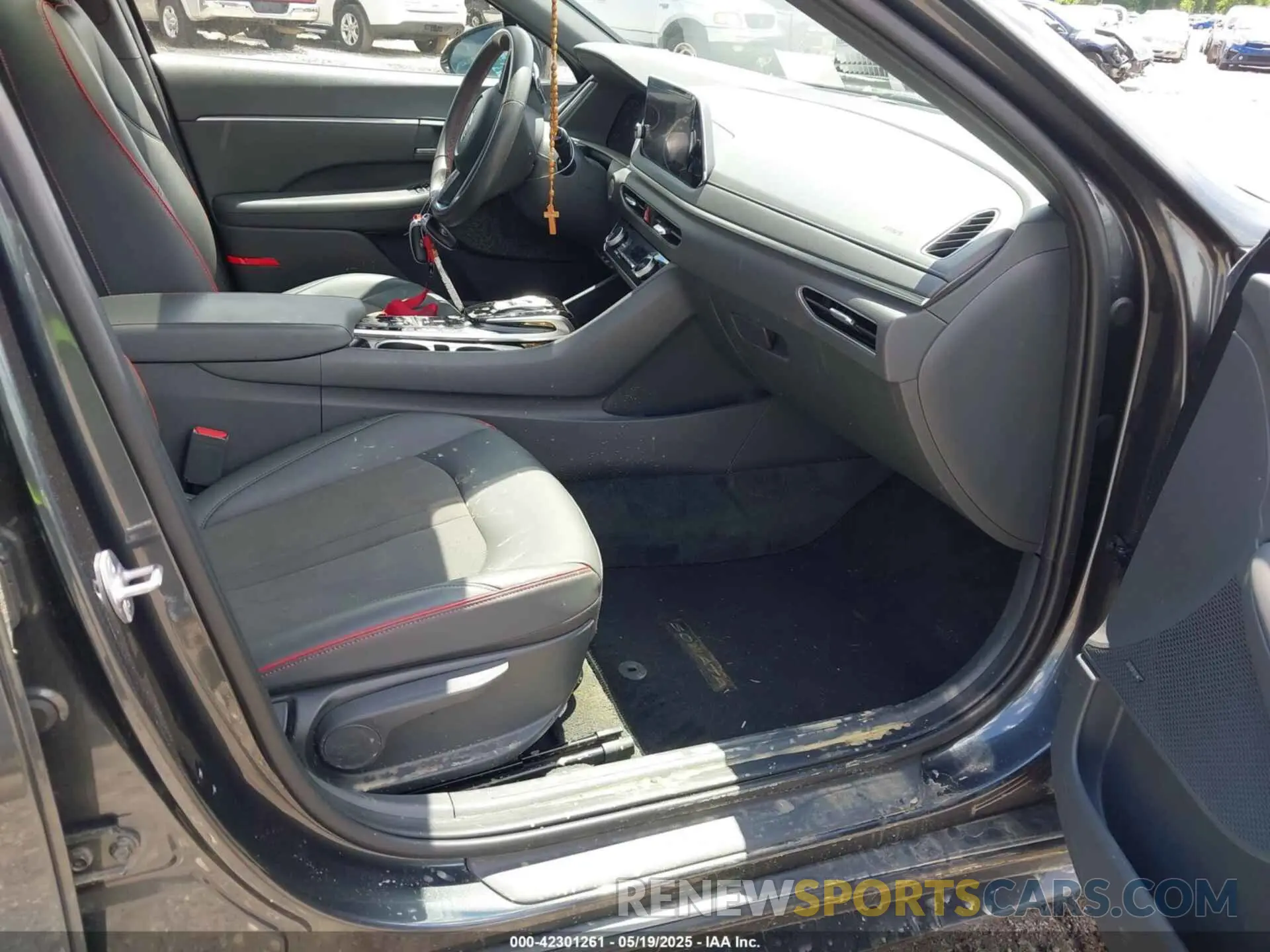 5 Photograph of a damaged car KMHL44J23PA252401 HYUNDAI SONATA 2023