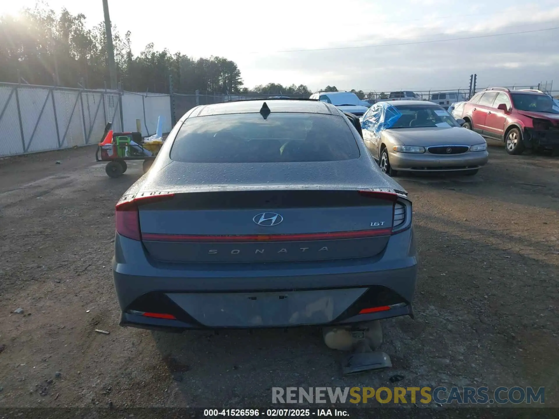17 Фотография поврежденного автомобиля KMHL44J25PA276957 HYUNDAI SONATA 2023