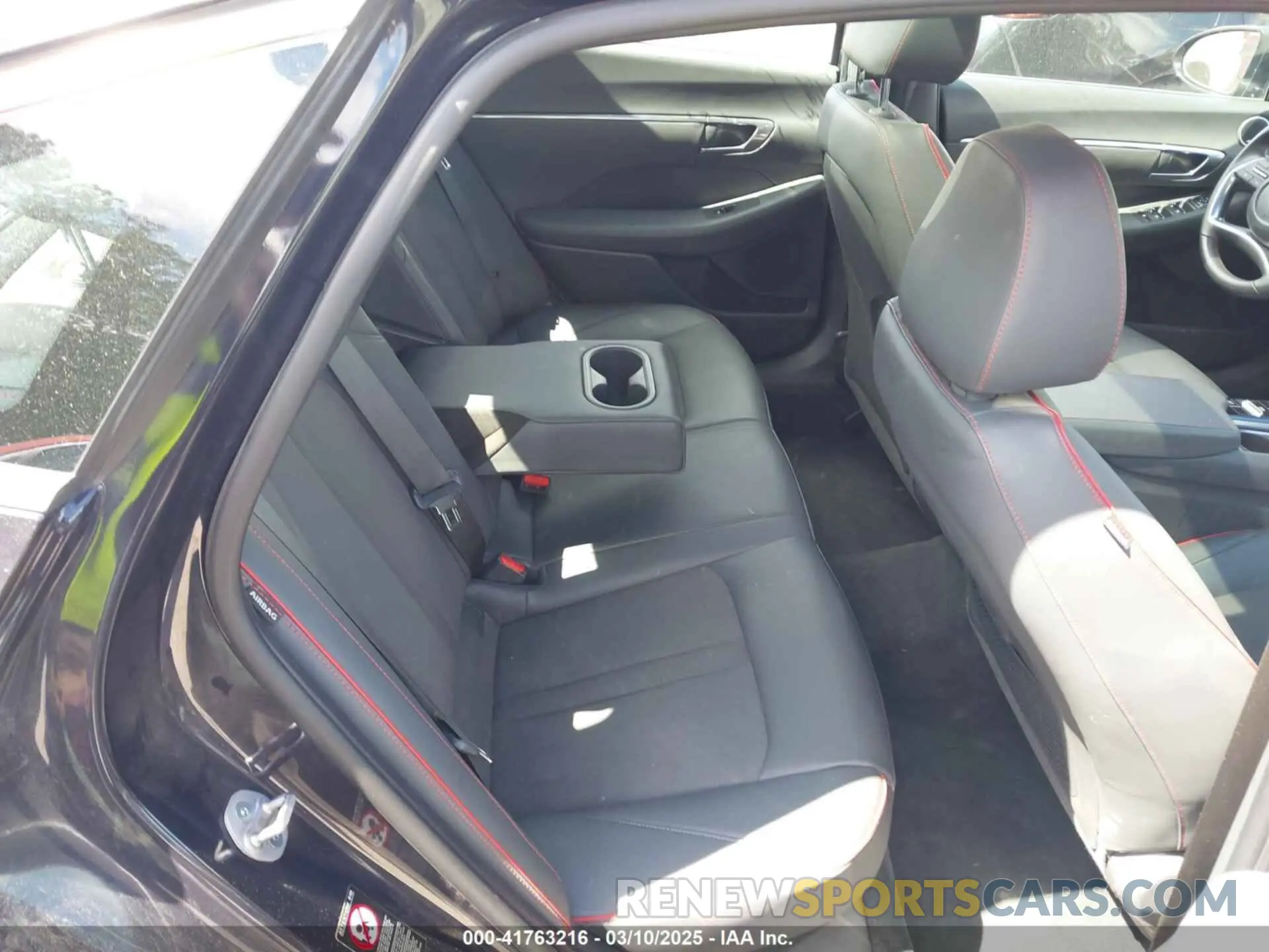 8 Photograph of a damaged car KMHL44J25PA283908 HYUNDAI SONATA 2023