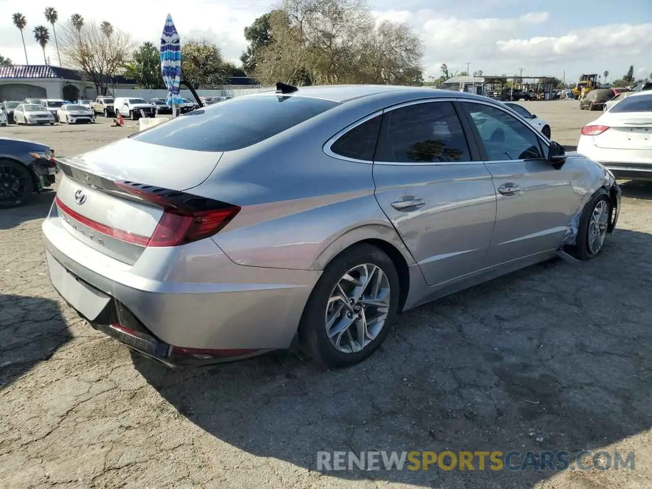 3 Фотография поврежденного автомобиля KMHL64JA0PA304942 HYUNDAI SONATA 2023