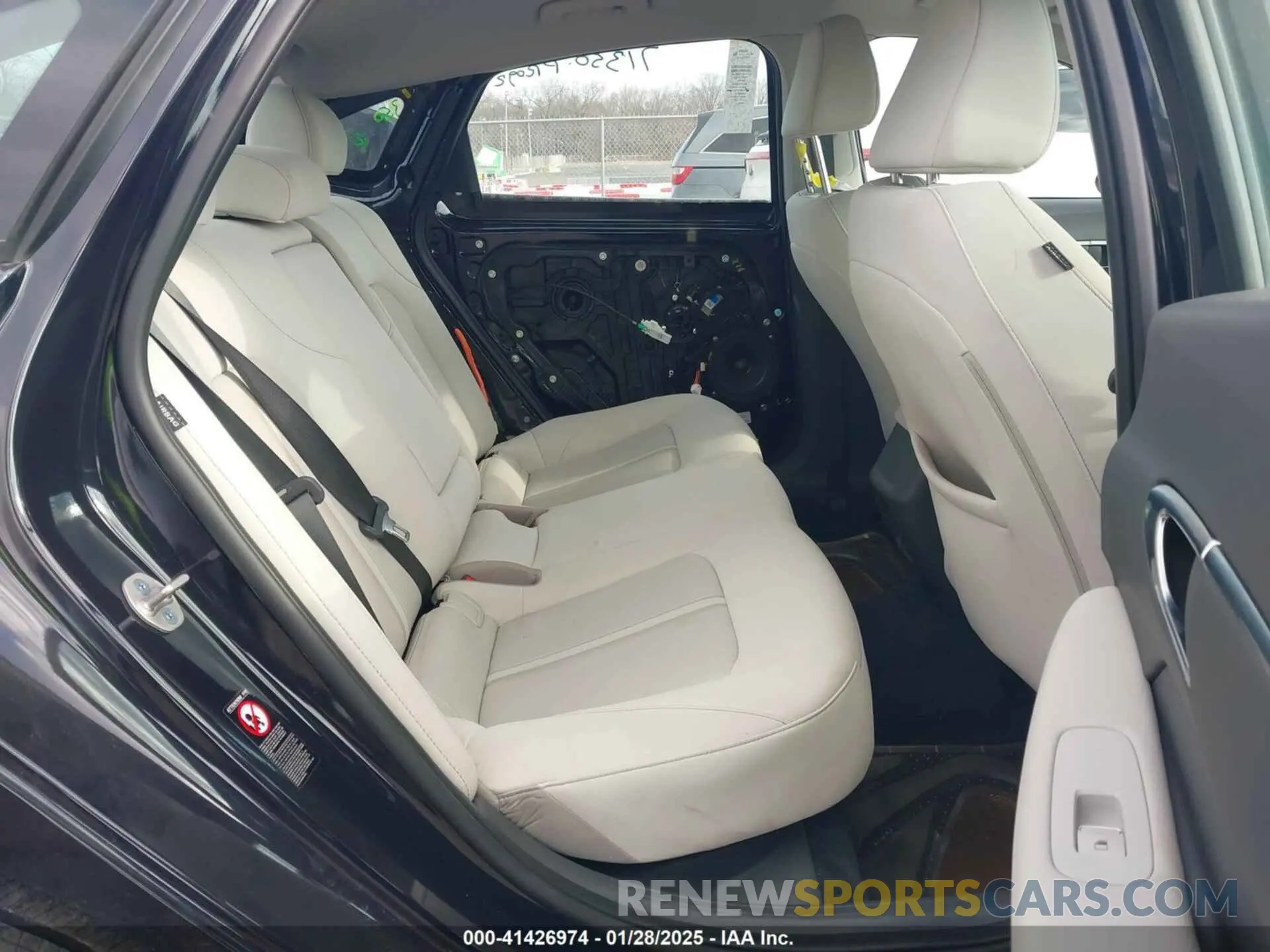 8 Photograph of a damaged car KMHL64JA1PA275970 HYUNDAI SONATA 2023