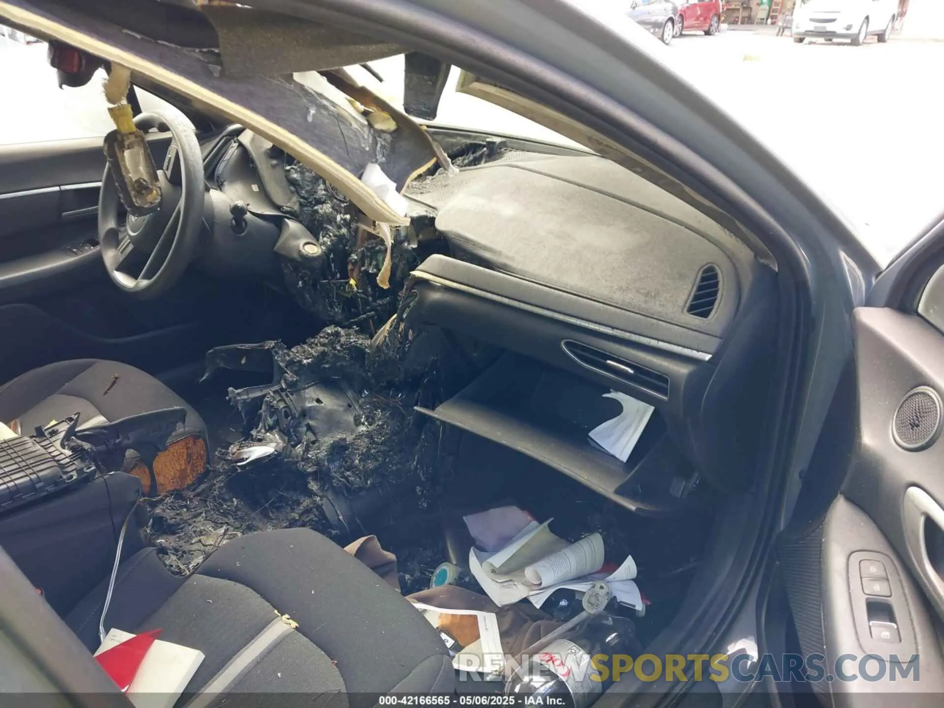 5 Photograph of a damaged car KMHL64JA1PA293790 HYUNDAI SONATA 2023