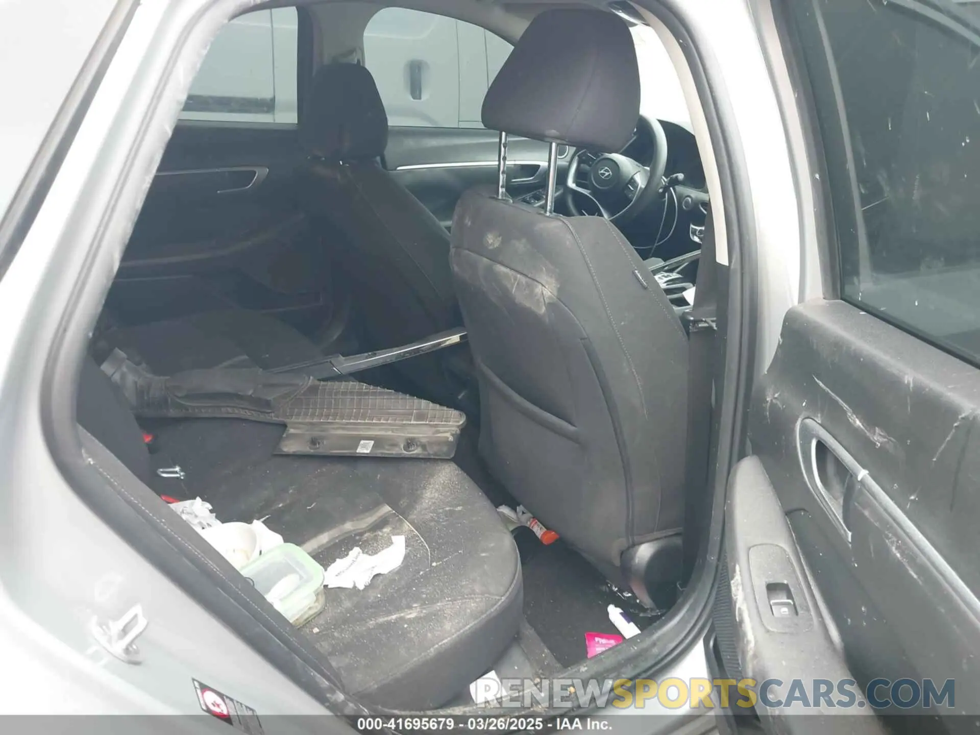 8 Фотография поврежденного автомобиля KMHL64JA2PA307860 HYUNDAI SONATA 2023