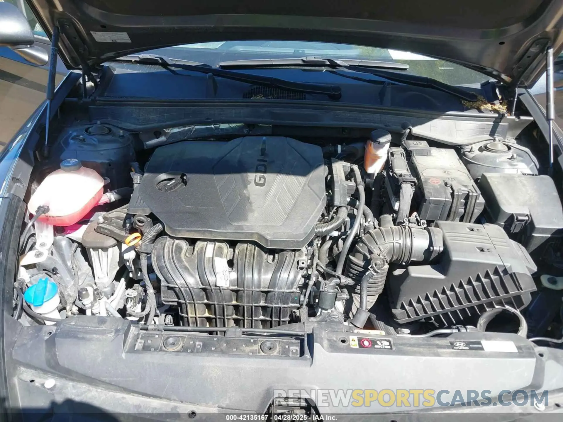 10 Photograph of a damaged car KMHL64JA3PA282418 HYUNDAI SONATA 2023