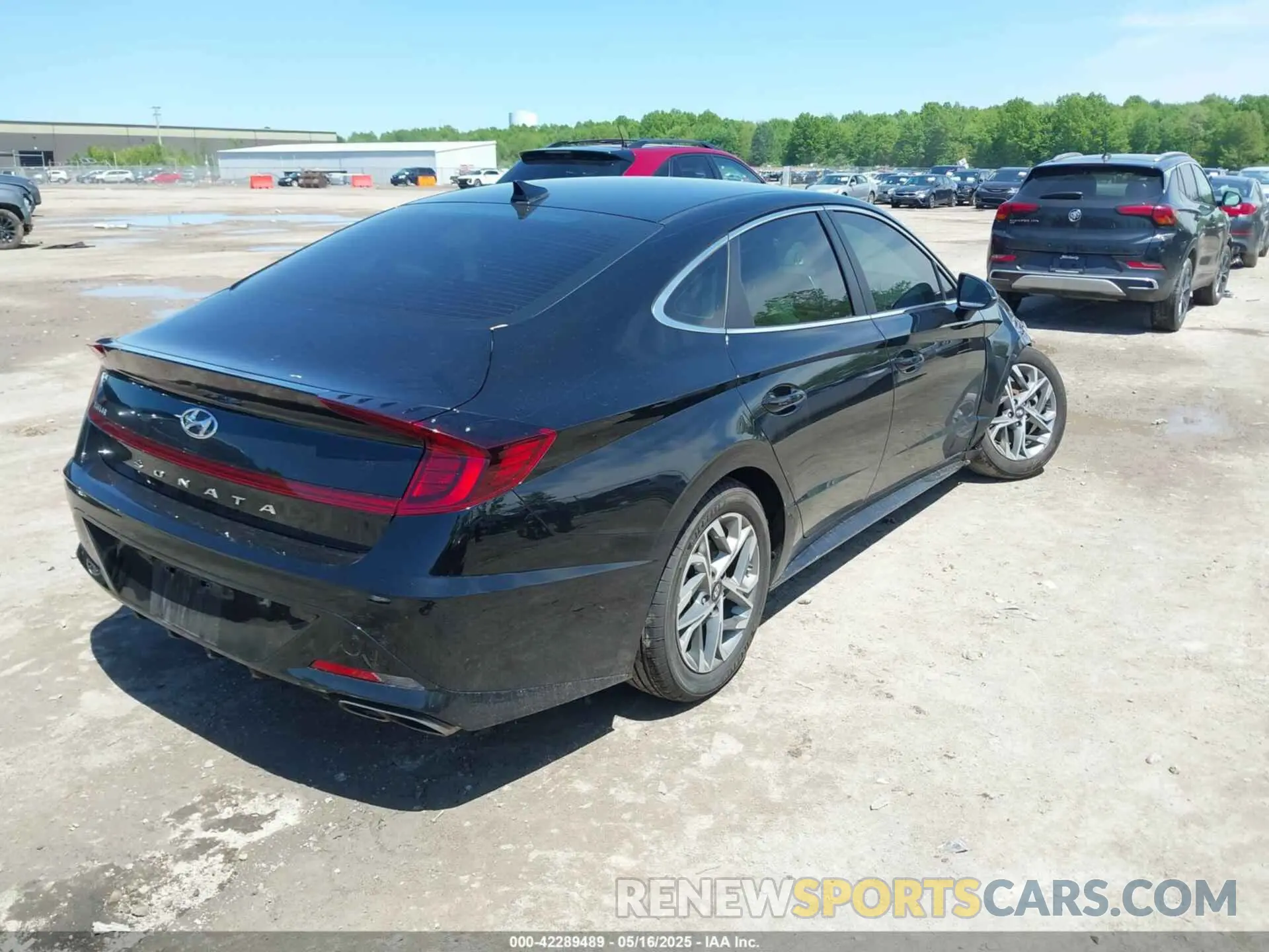 4 Photograph of a damaged car KMHL64JA4PA326118 HYUNDAI SONATA 2023