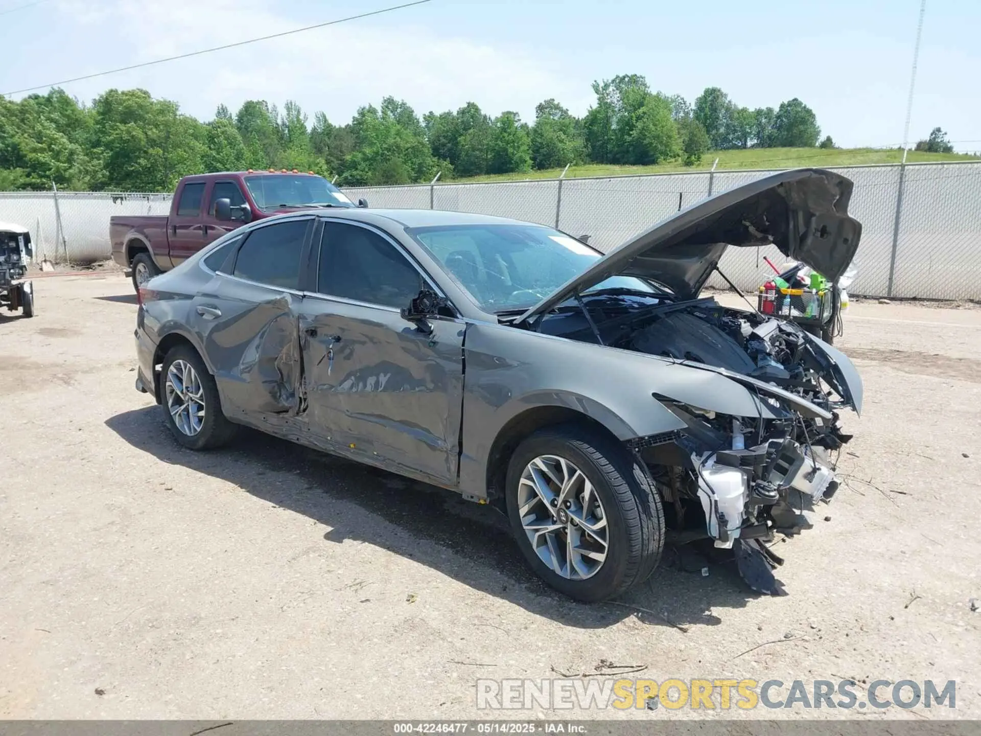 1 Photograph of a damaged car KMHL64JA5PA282677 HYUNDAI SONATA 2023