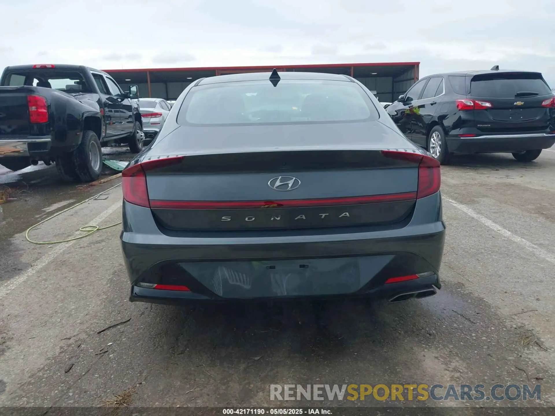 16 Photograph of a damaged car KMHL64JA8PA285945 HYUNDAI SONATA 2023