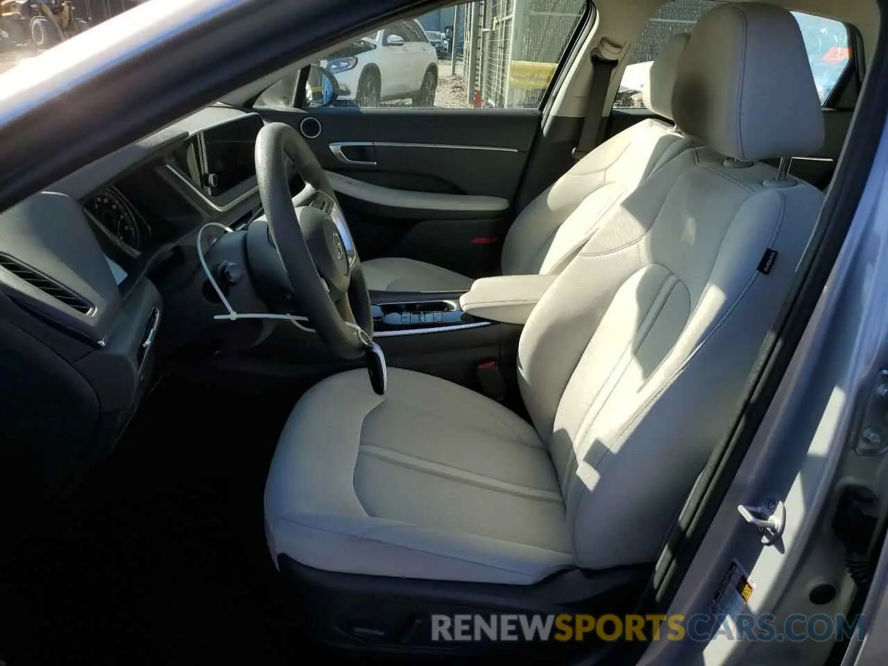 7 Фотография поврежденного автомобиля KMHL64JA9PA316569 HYUNDAI SONATA 2023