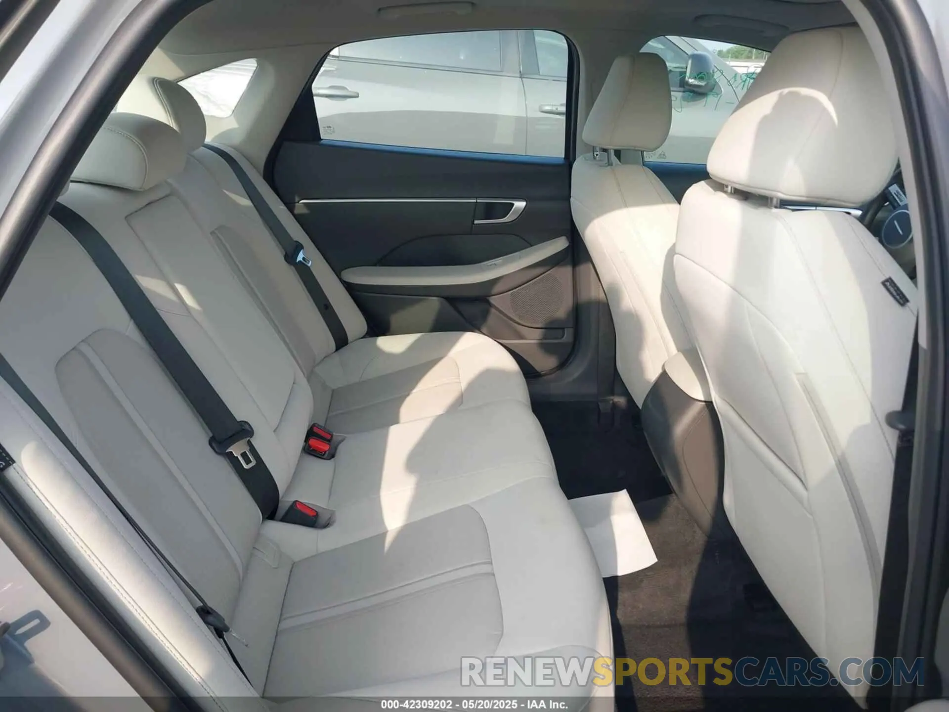 8 Фотография поврежденного автомобиля KMHL14JA2RA350015 HYUNDAI SONATA 2024
