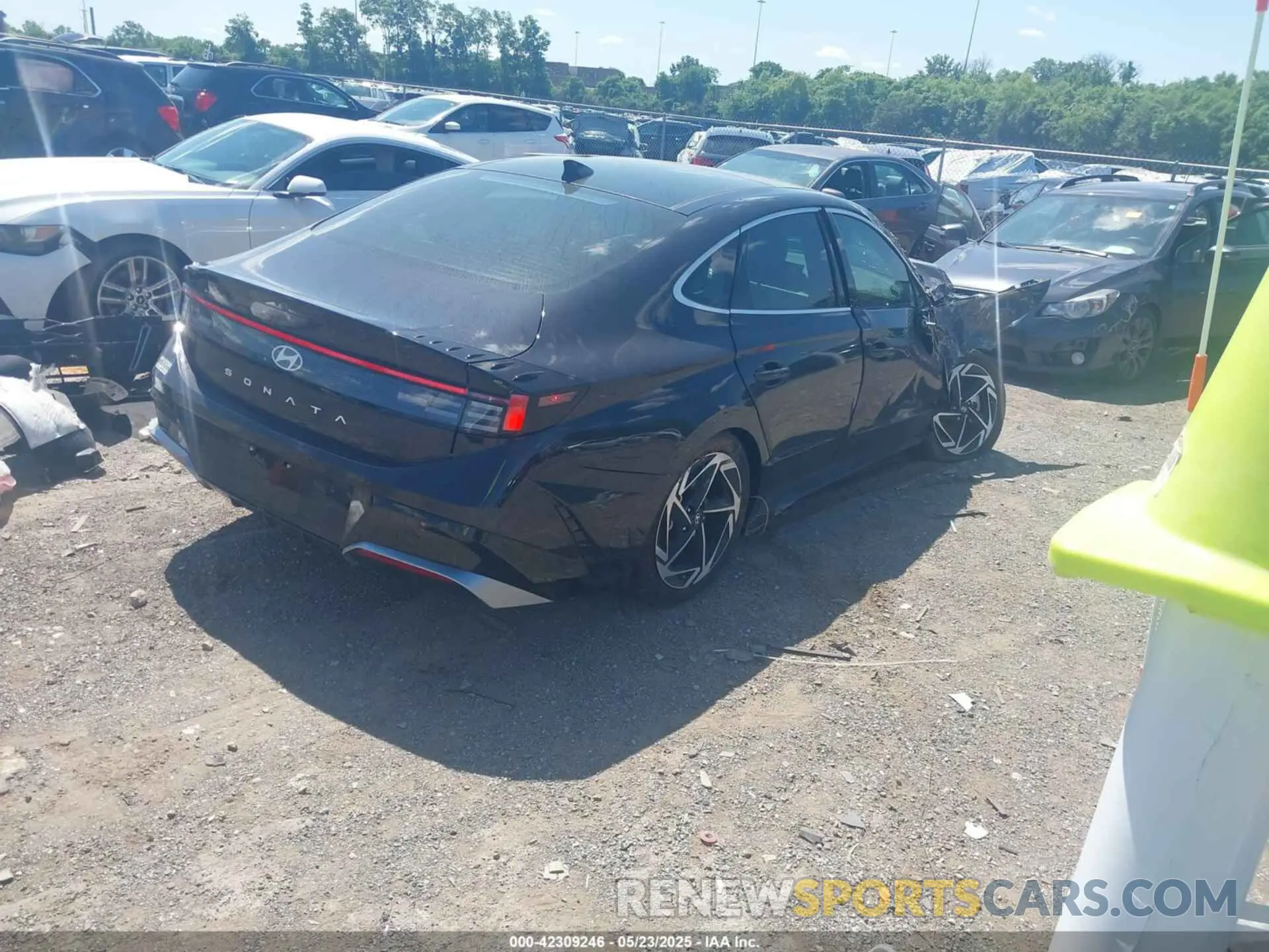 4 Photograph of a damaged car KMHL14JA3RA395464 HYUNDAI SONATA 2024