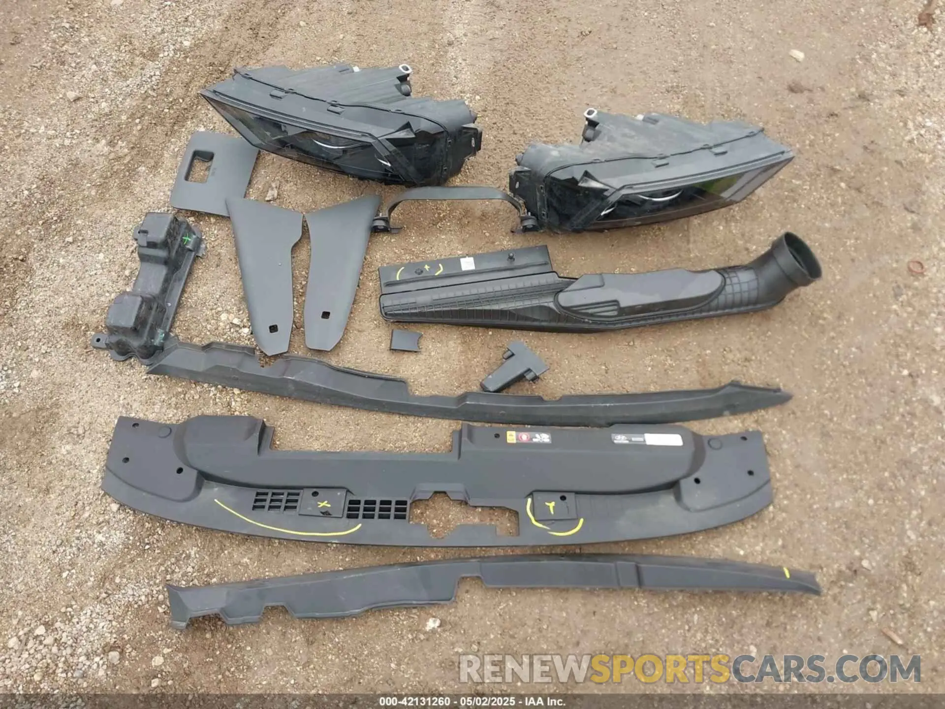 12 Photograph of a damaged car KMHL14JA5RA385826 HYUNDAI SONATA 2024
