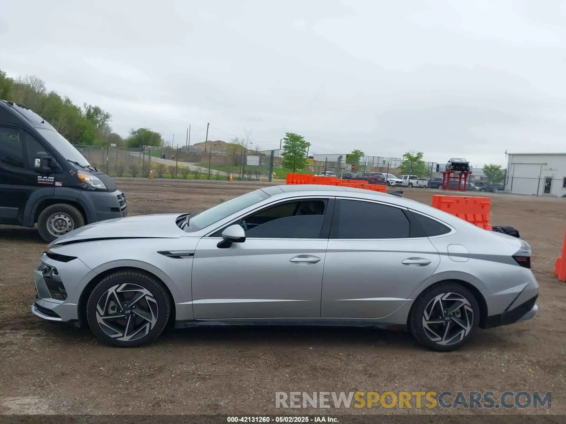 15 Photograph of a damaged car KMHL14JA5RA385826 HYUNDAI SONATA 2024