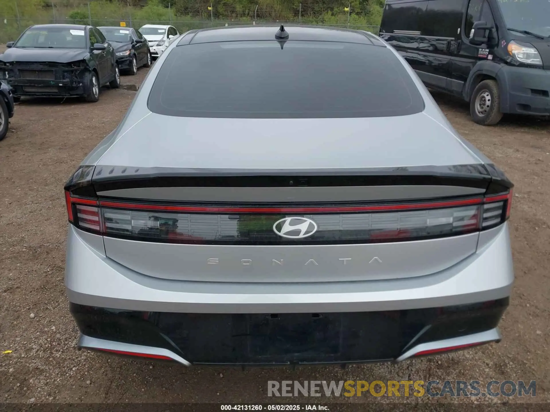 17 Photograph of a damaged car KMHL14JA5RA385826 HYUNDAI SONATA 2024