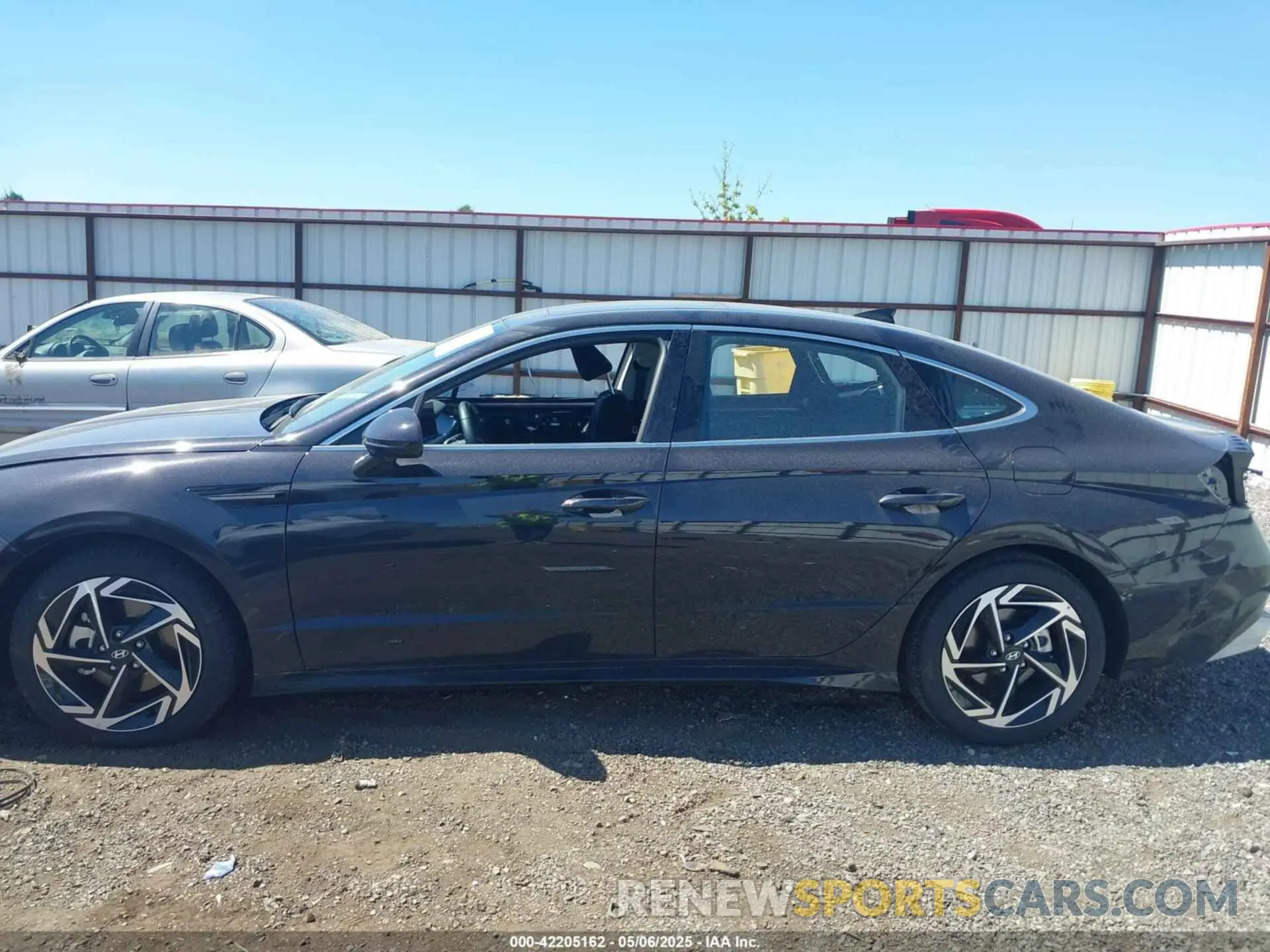 15 Photograph of a damaged car KMHL14JA7RA365433 HYUNDAI SONATA 2024