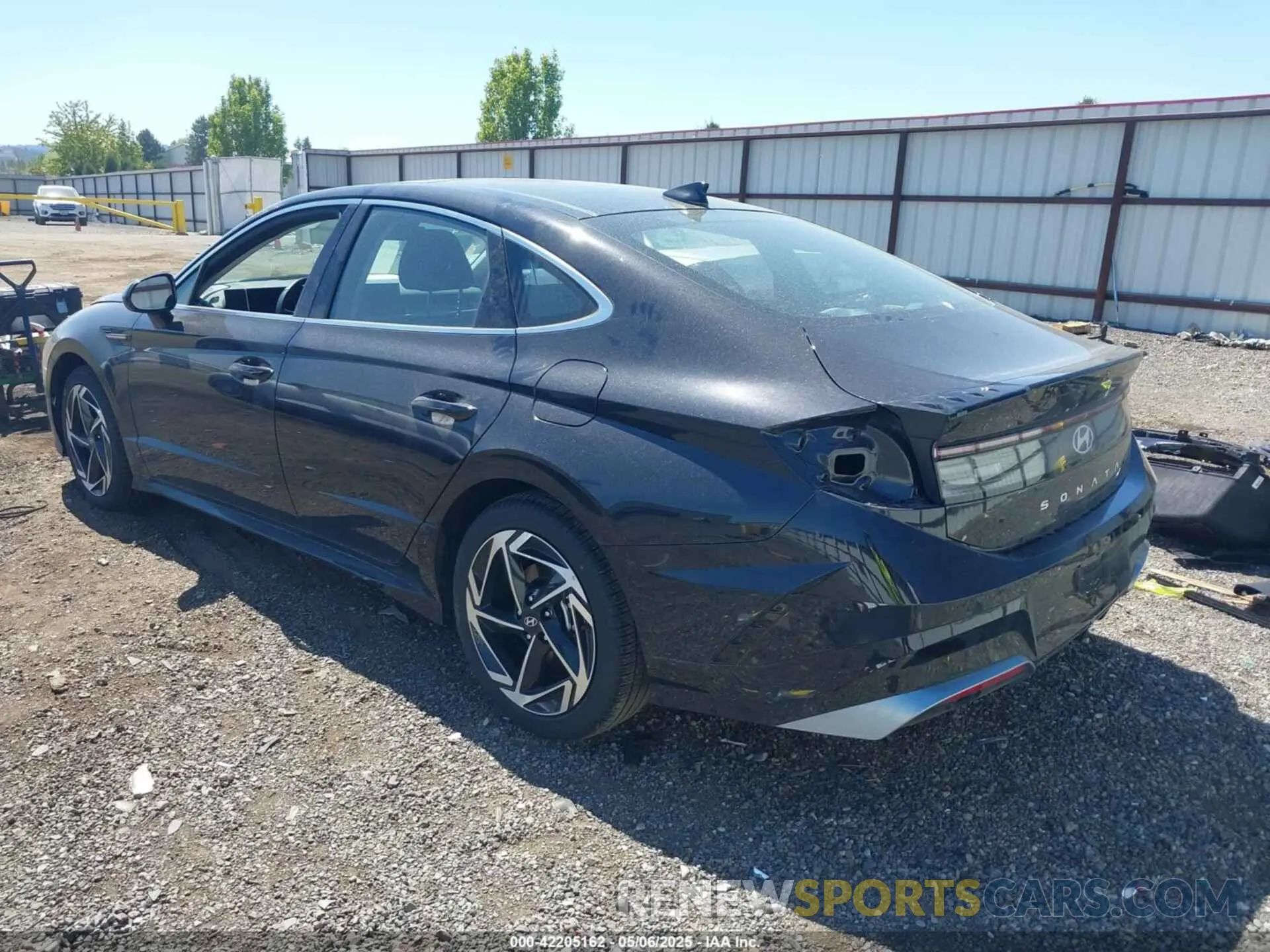 3 Photograph of a damaged car KMHL14JA7RA365433 HYUNDAI SONATA 2024