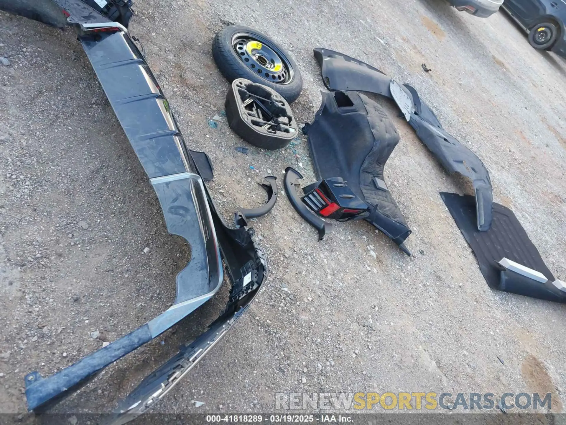 12 Photograph of a damaged car KMHL14JA8RA357275 HYUNDAI SONATA 2024