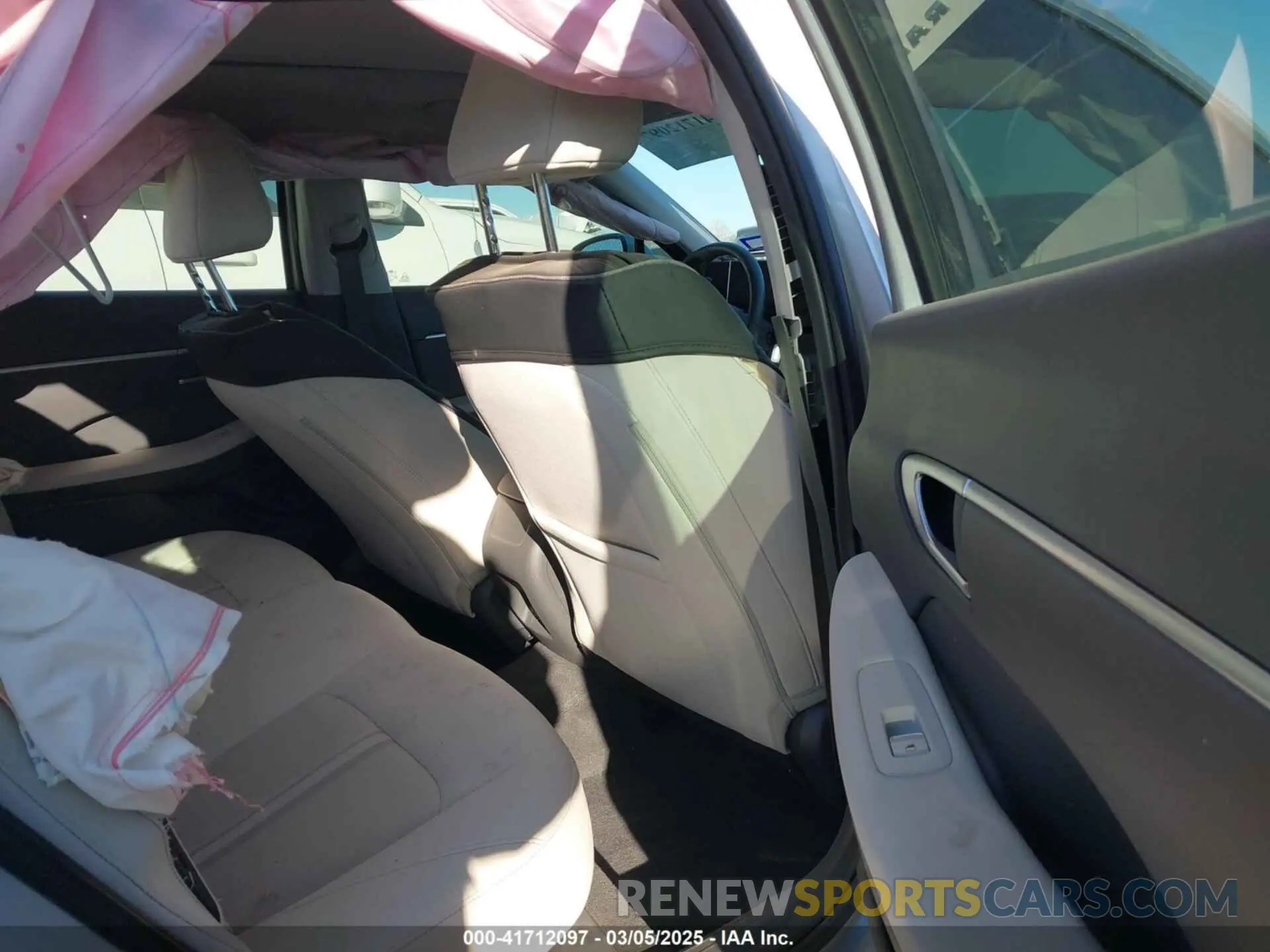 8 Photograph of a damaged car KMHL14JA9RA379026 HYUNDAI SONATA 2024