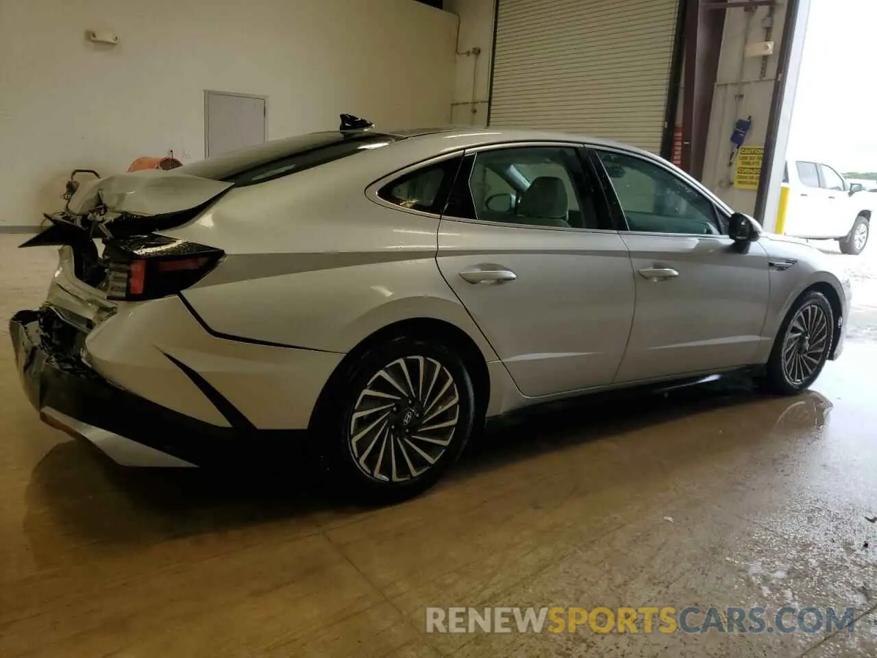 3 Фотография поврежденного автомобиля KMHL34JJ4RA099458 HYUNDAI SONATA 2024