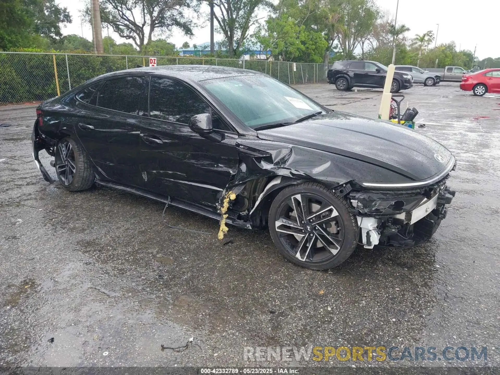 1 Фотография поврежденного автомобиля KMHL54JC7RA370525 HYUNDAI SONATA 2024
