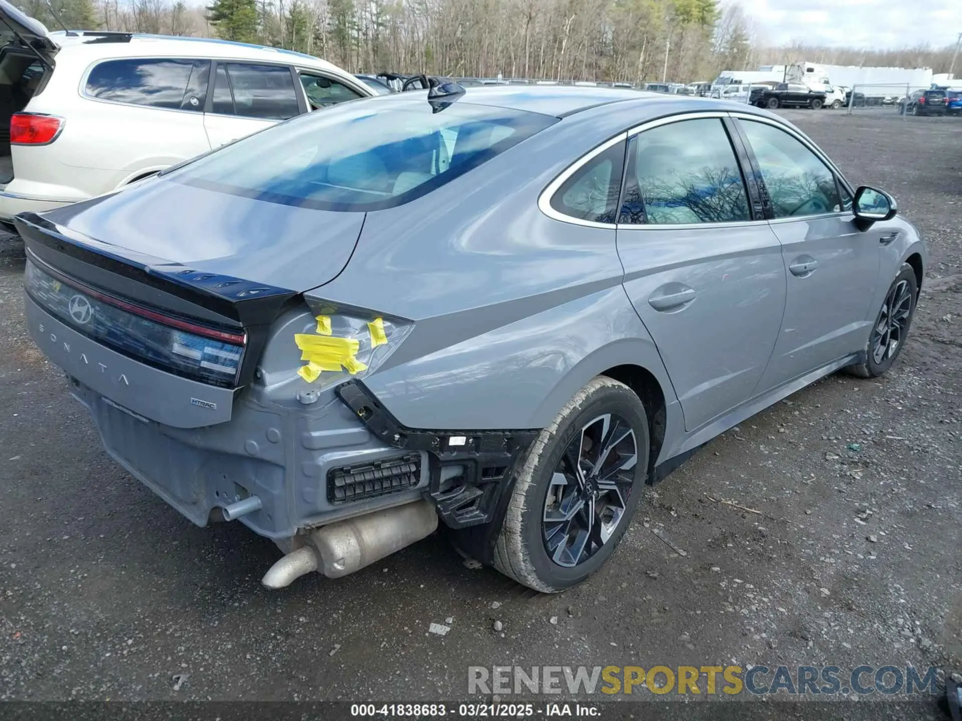 4 Photograph of a damaged car KMHL64JA0RA356123 HYUNDAI SONATA 2024