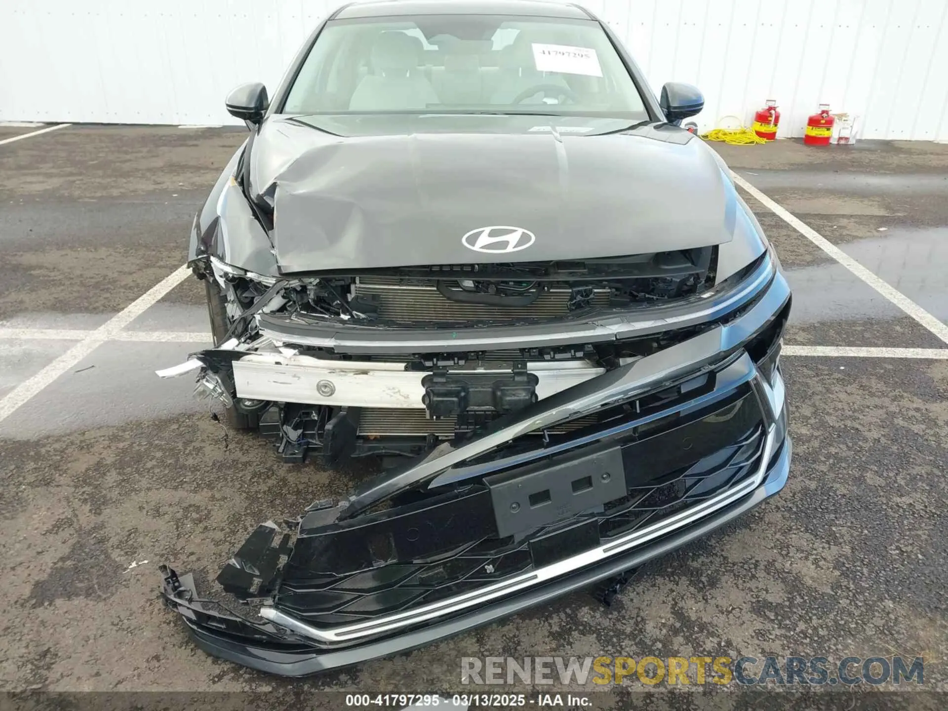 12 Photograph of a damaged car KMHL64JA0RA375982 HYUNDAI SONATA 2024