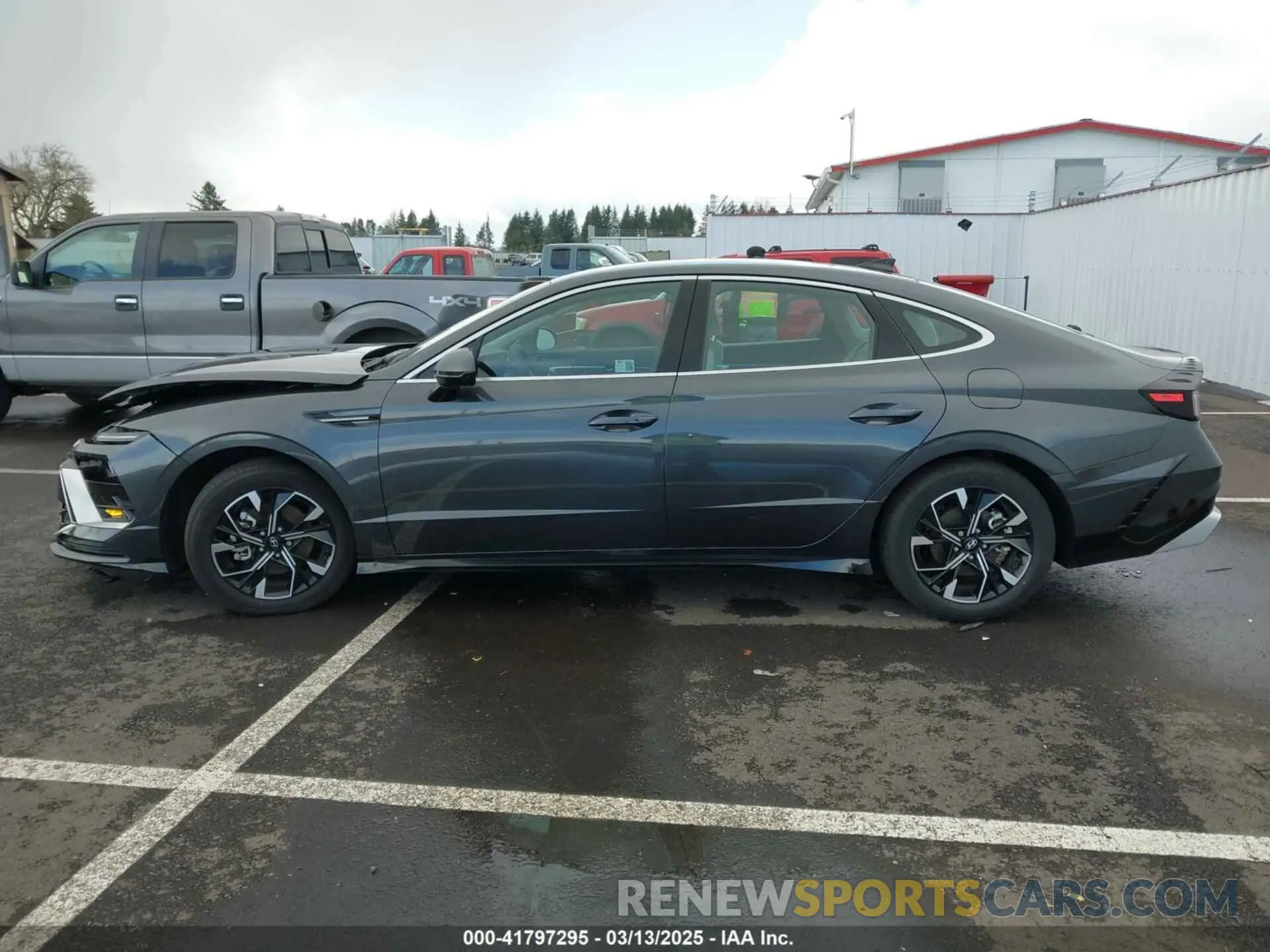 14 Photograph of a damaged car KMHL64JA0RA375982 HYUNDAI SONATA 2024