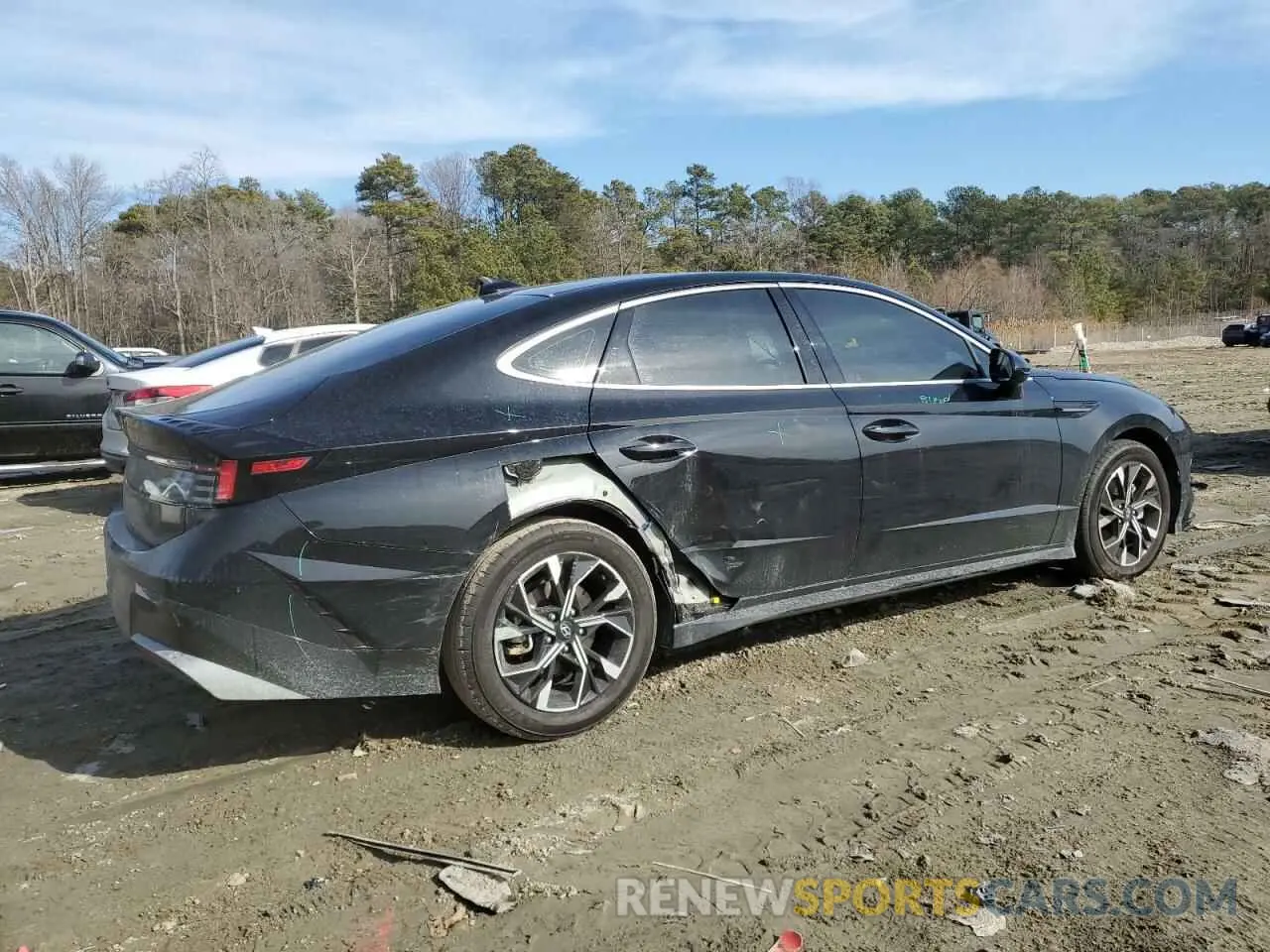 3 Photograph of a damaged car KMHL64JA0RA377215 HYUNDAI SONATA 2024