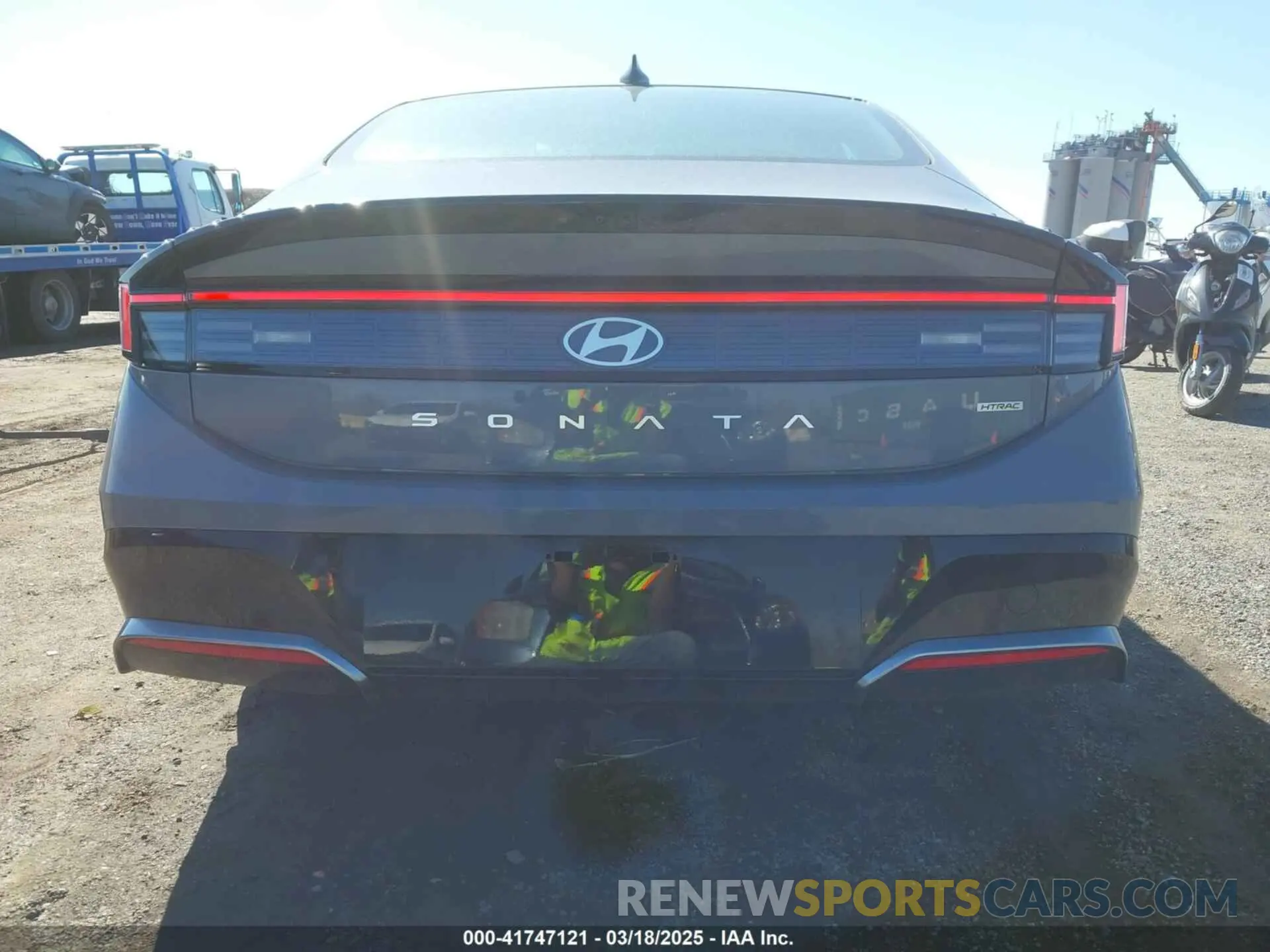 16 Photograph of a damaged car KMHL64JA0RA405238 HYUNDAI SONATA 2024