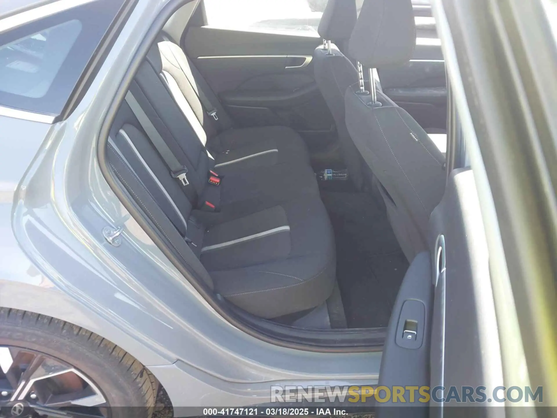 8 Photograph of a damaged car KMHL64JA0RA405238 HYUNDAI SONATA 2024