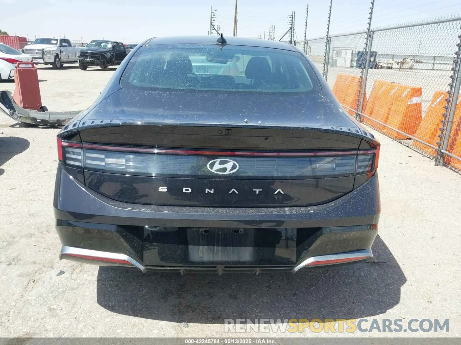 17 Фотография поврежденного автомобиля KMHL64JA0RA414523 HYUNDAI SONATA 2024