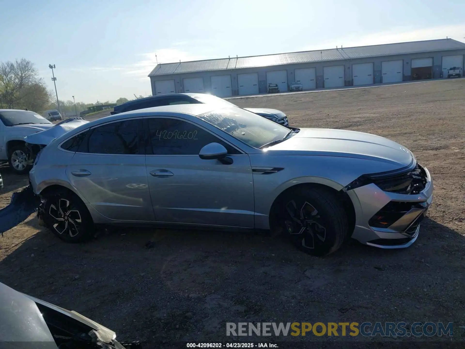13 Photograph of a damaged car KMHL64JA1RA405166 HYUNDAI SONATA 2024