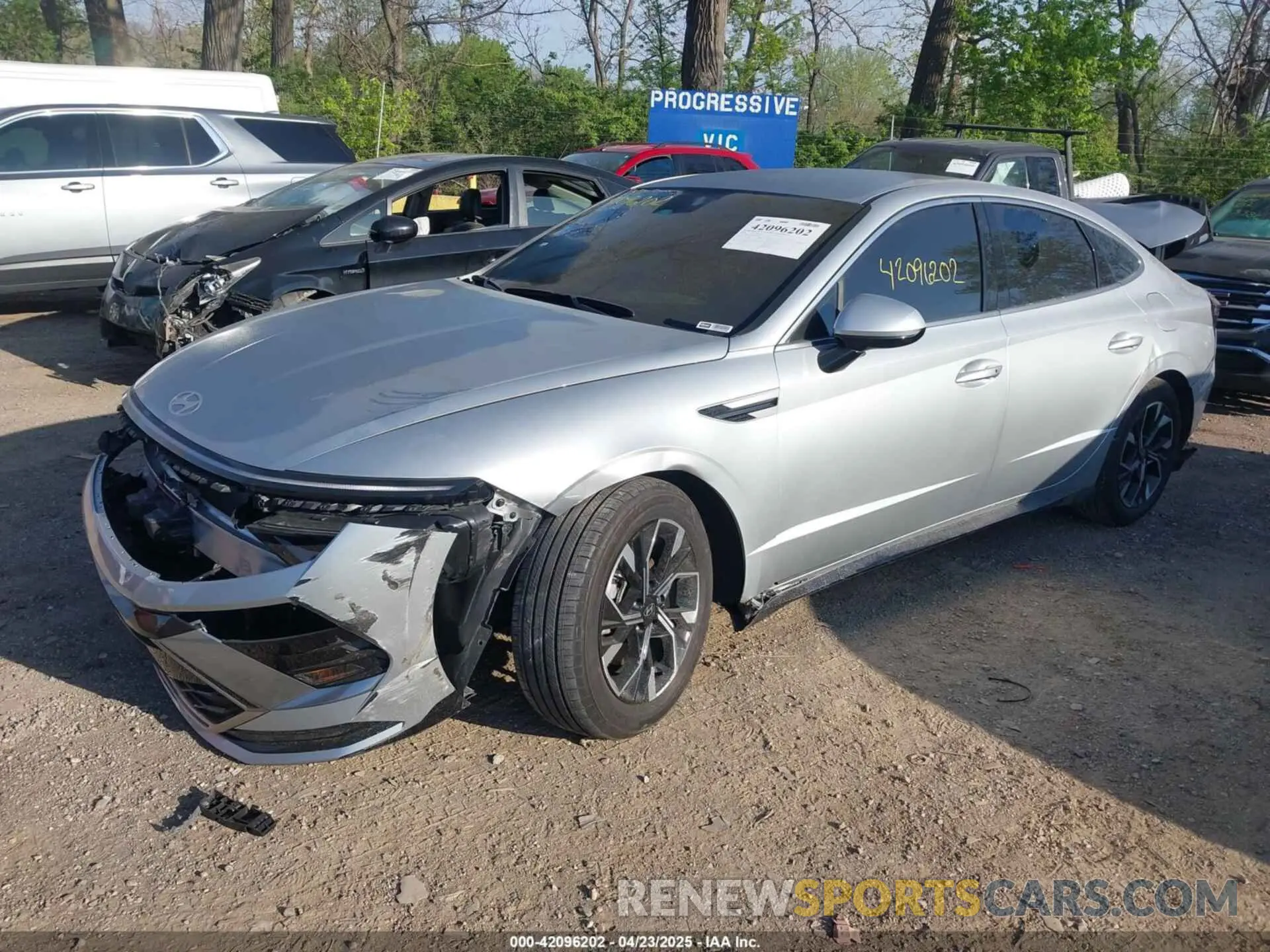 2 Photograph of a damaged car KMHL64JA1RA405166 HYUNDAI SONATA 2024