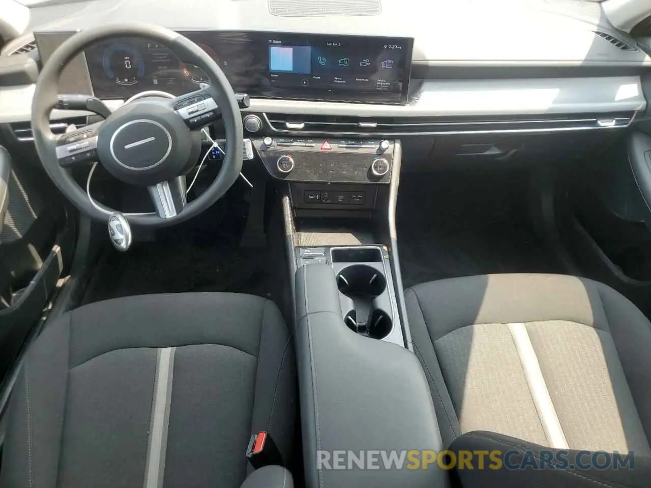 8 Photograph of a damaged car KMHL64JA1RA412599 HYUNDAI SONATA 2024