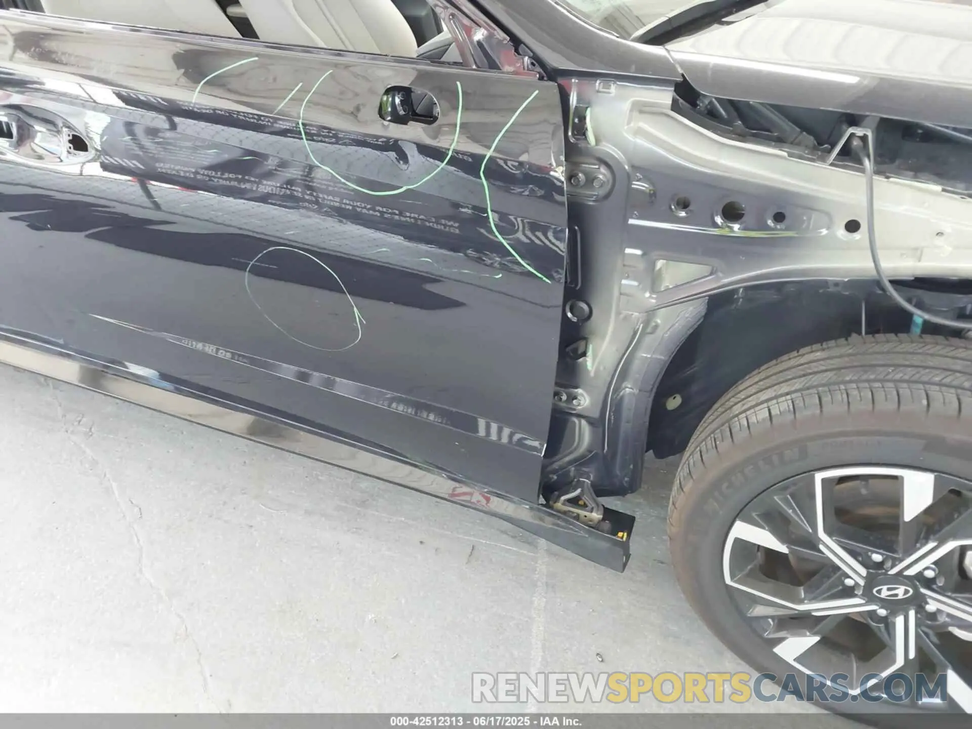 6 Photograph of a damaged car KMHL64JA2RA381928 HYUNDAI SONATA 2024