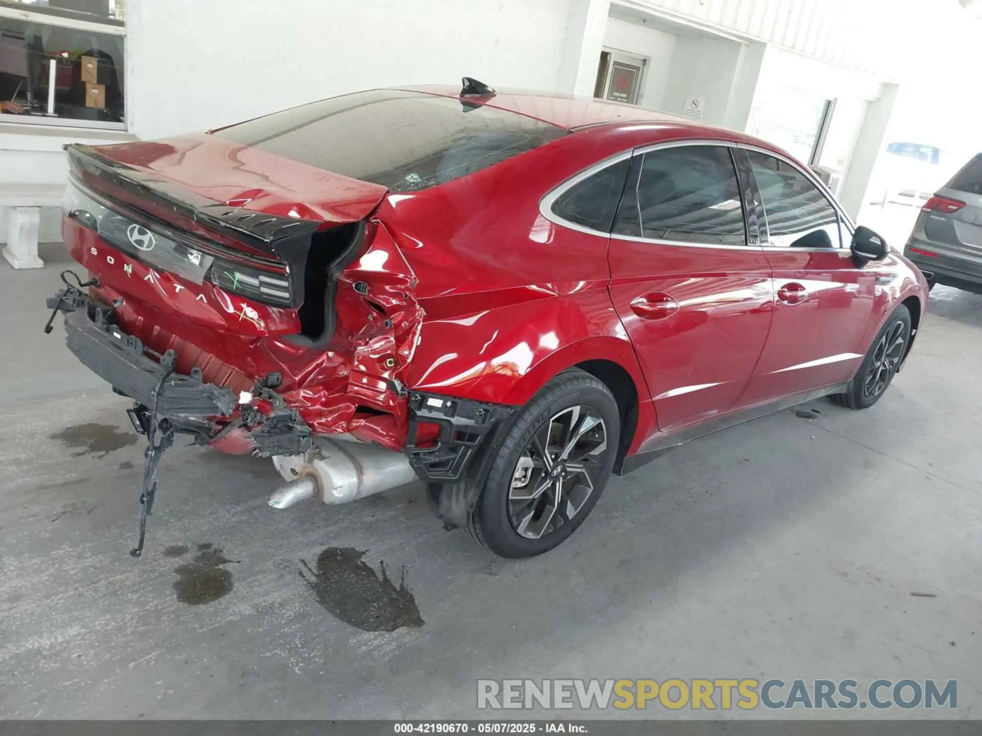 4 Фотография поврежденного автомобиля KMHL64JA2RA387325 HYUNDAI SONATA 2024