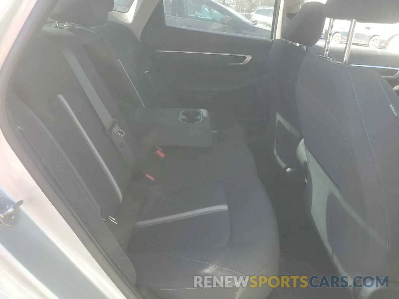 11 Photograph of a damaged car KMHL64JA2RA398681 HYUNDAI SONATA 2024