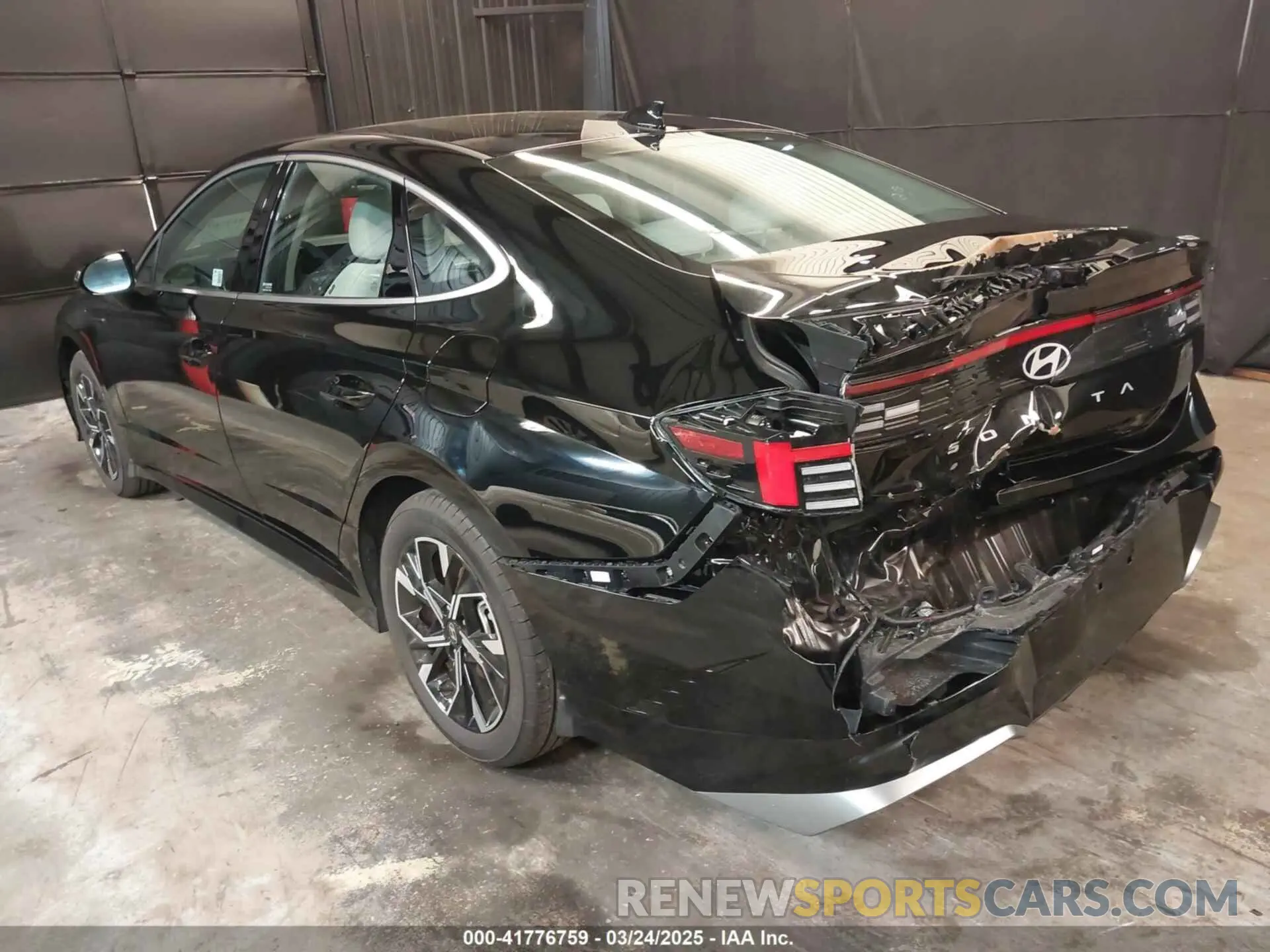 3 Фотография поврежденного автомобиля KMHL64JA3RA408179 HYUNDAI SONATA 2024