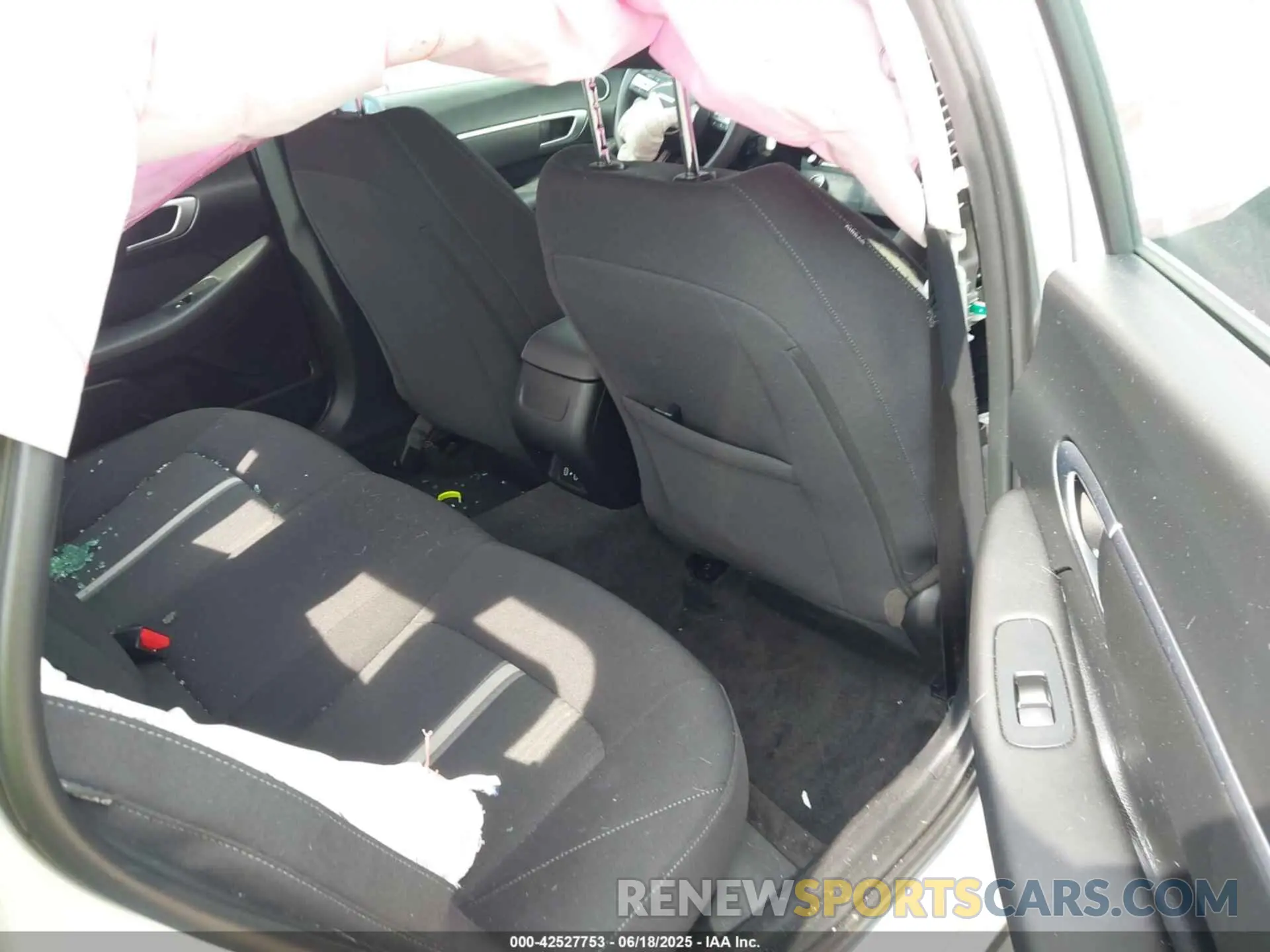 8 Photograph of a damaged car KMHL64JA4RA368422 HYUNDAI SONATA 2024