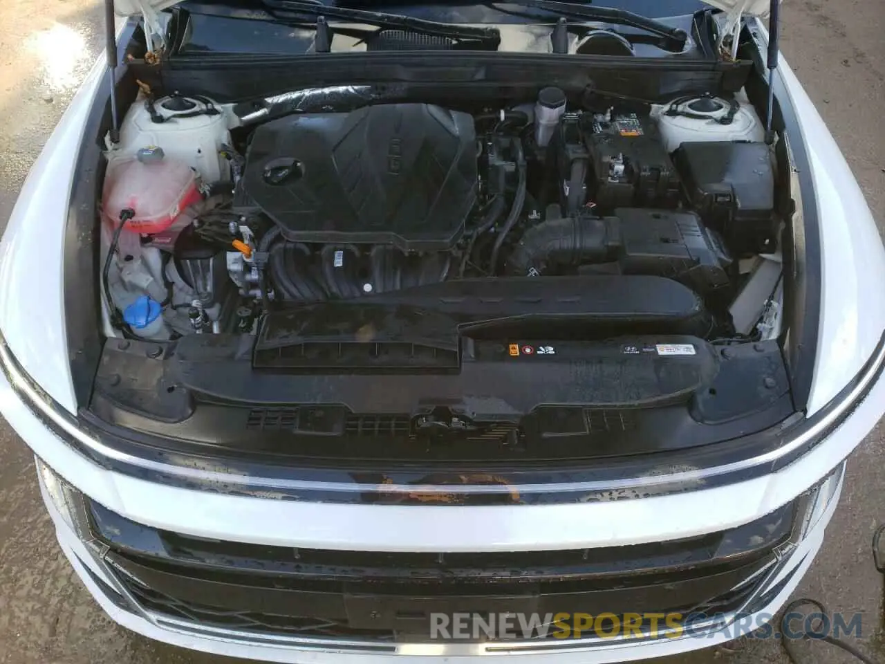 11 Photograph of a damaged car KMHL64JA5RA376500 HYUNDAI SONATA 2024