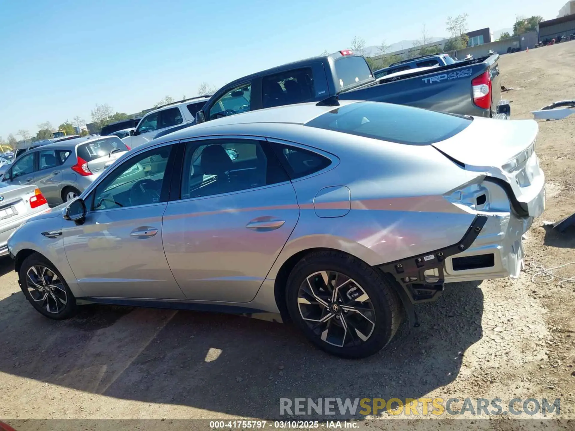 15 Photograph of a damaged car KMHL64JA5RA395421 HYUNDAI SONATA 2024